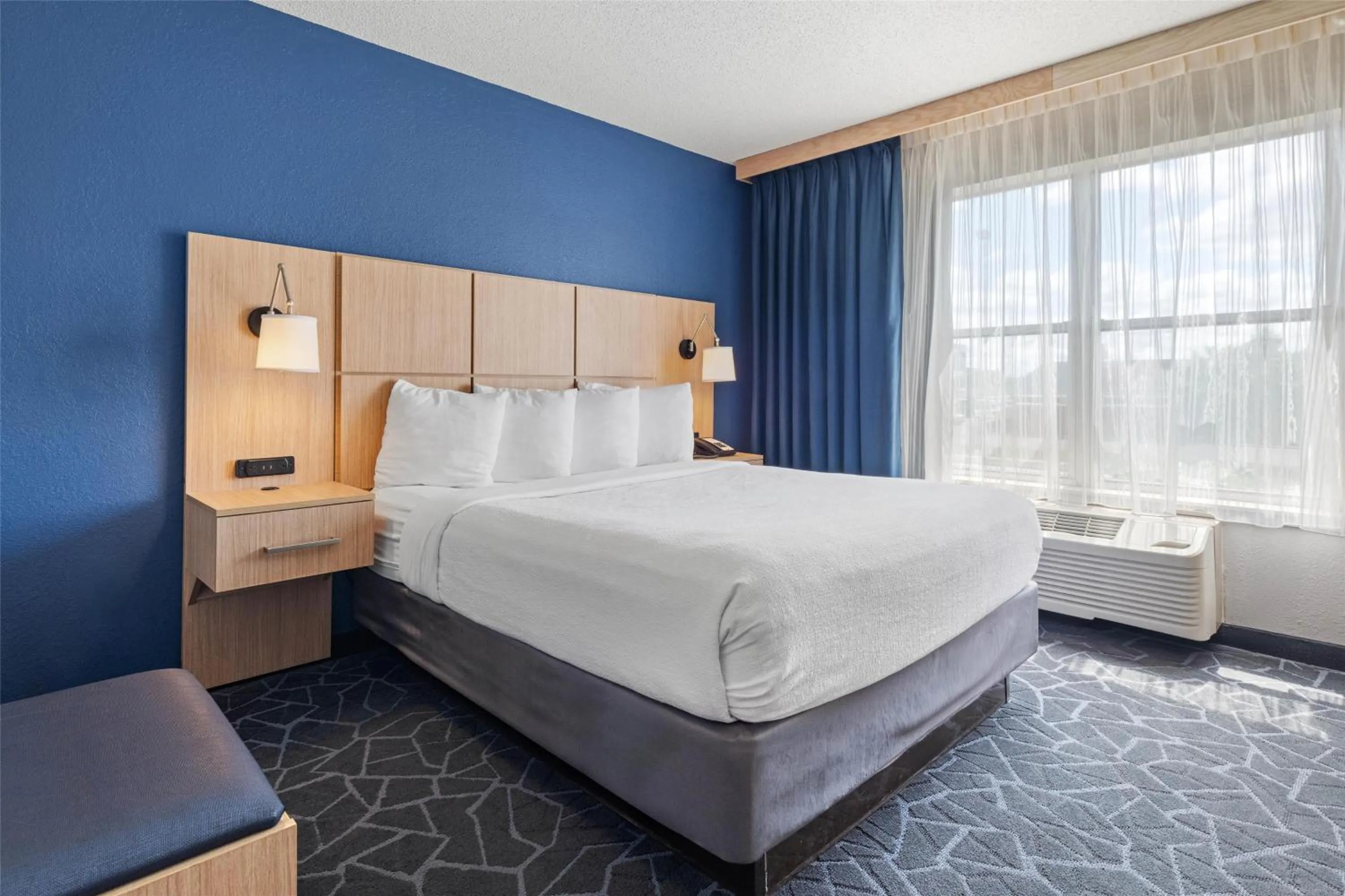 Bedroom, Bed in Best Western Eau Claire South