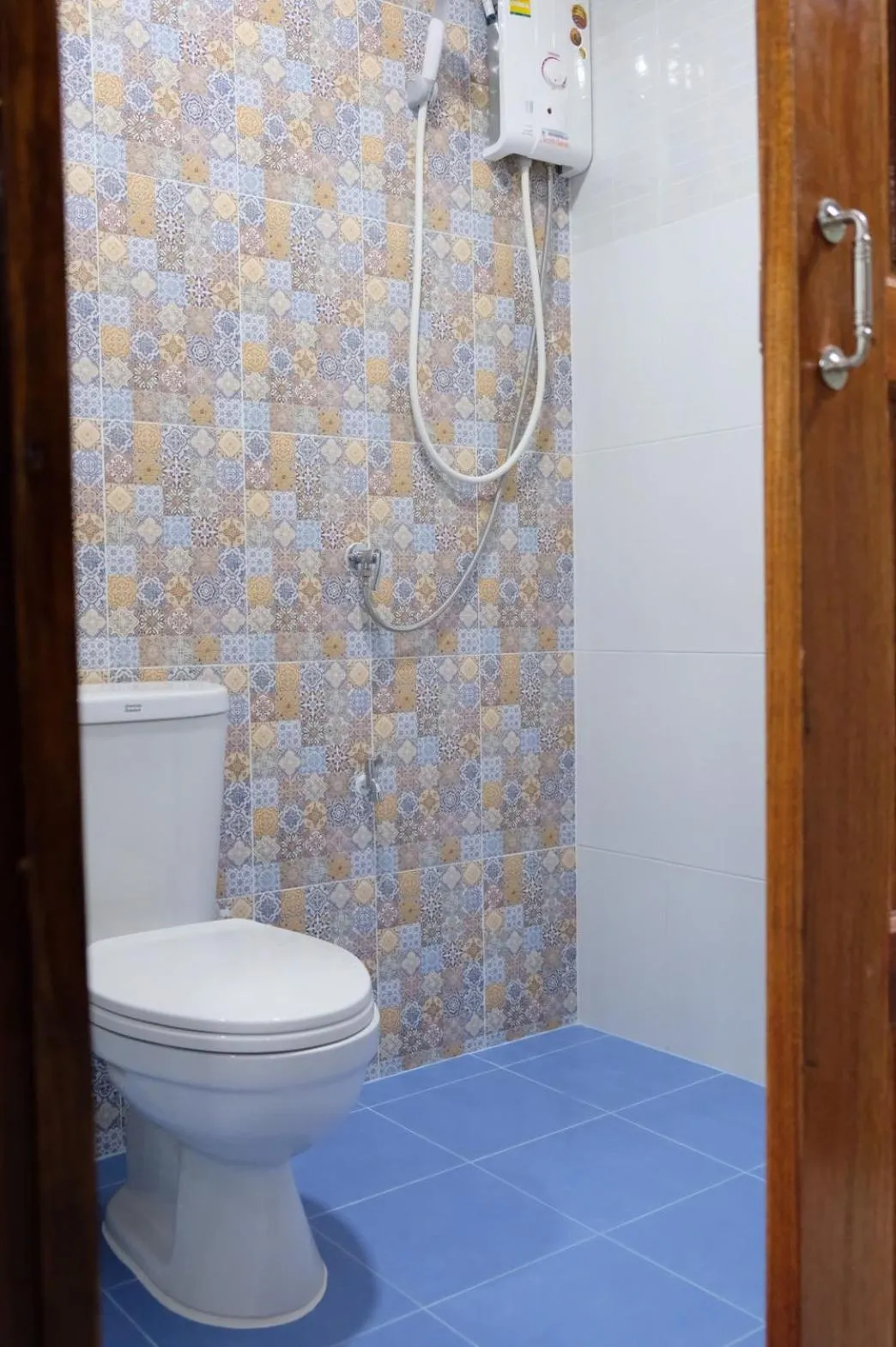 Bathroom in Tangmo House