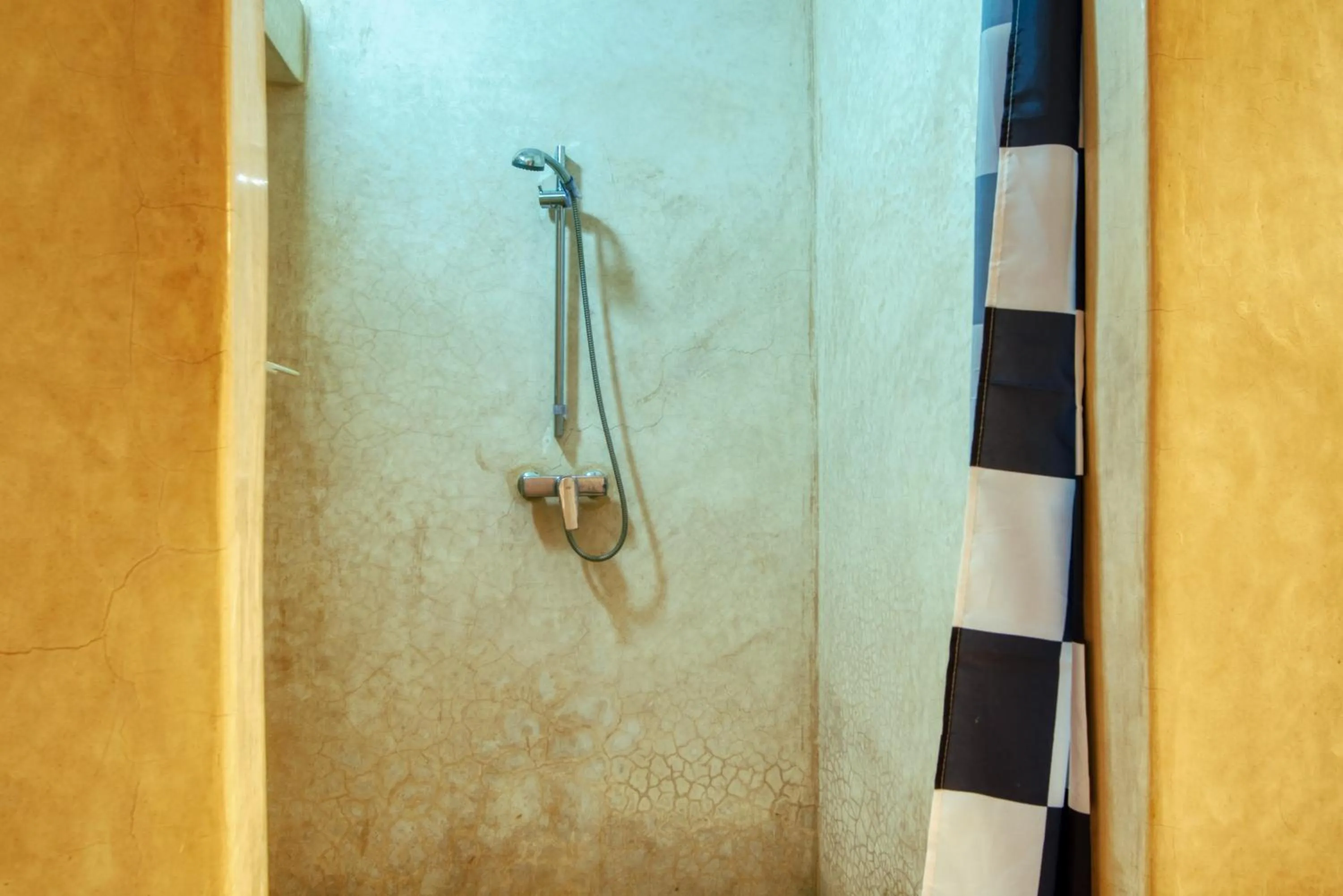 Bathroom in Villas 95 Appart'Hôtel