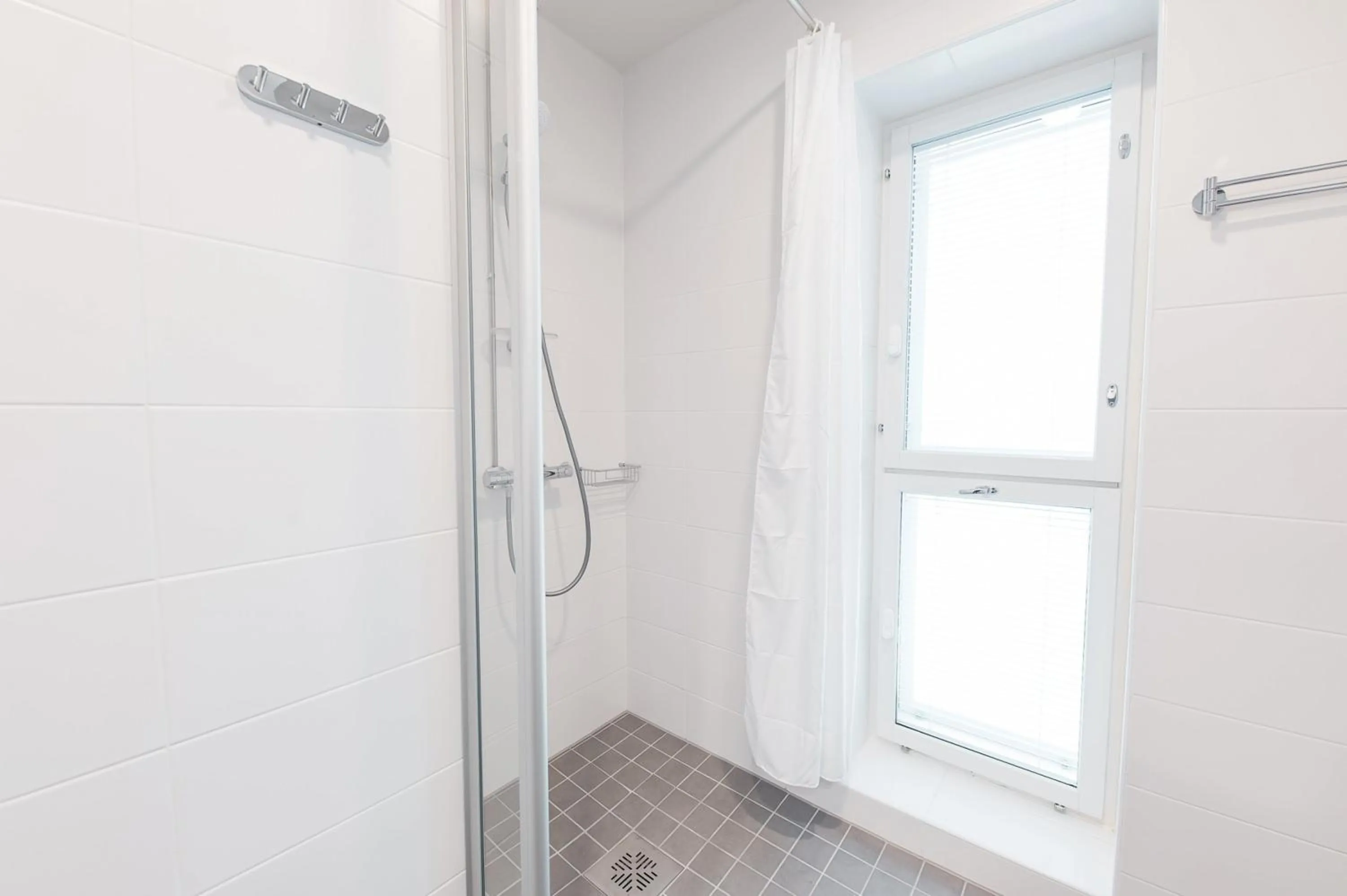 Shower in Forenom Aparthotel Helsinki Pikku Huopalahti