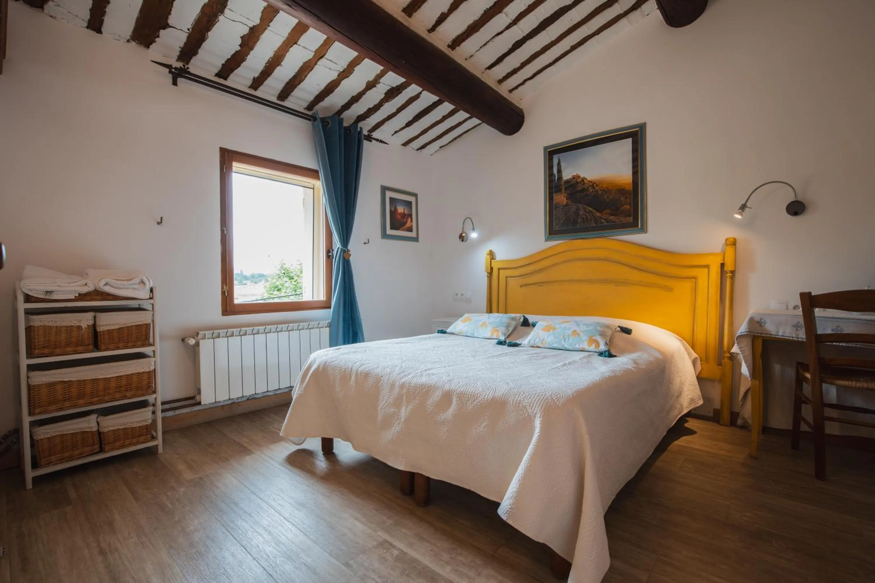 Photo of the whole room, Bed in Chambres & Tables d'hôtes Moulin de Lavon