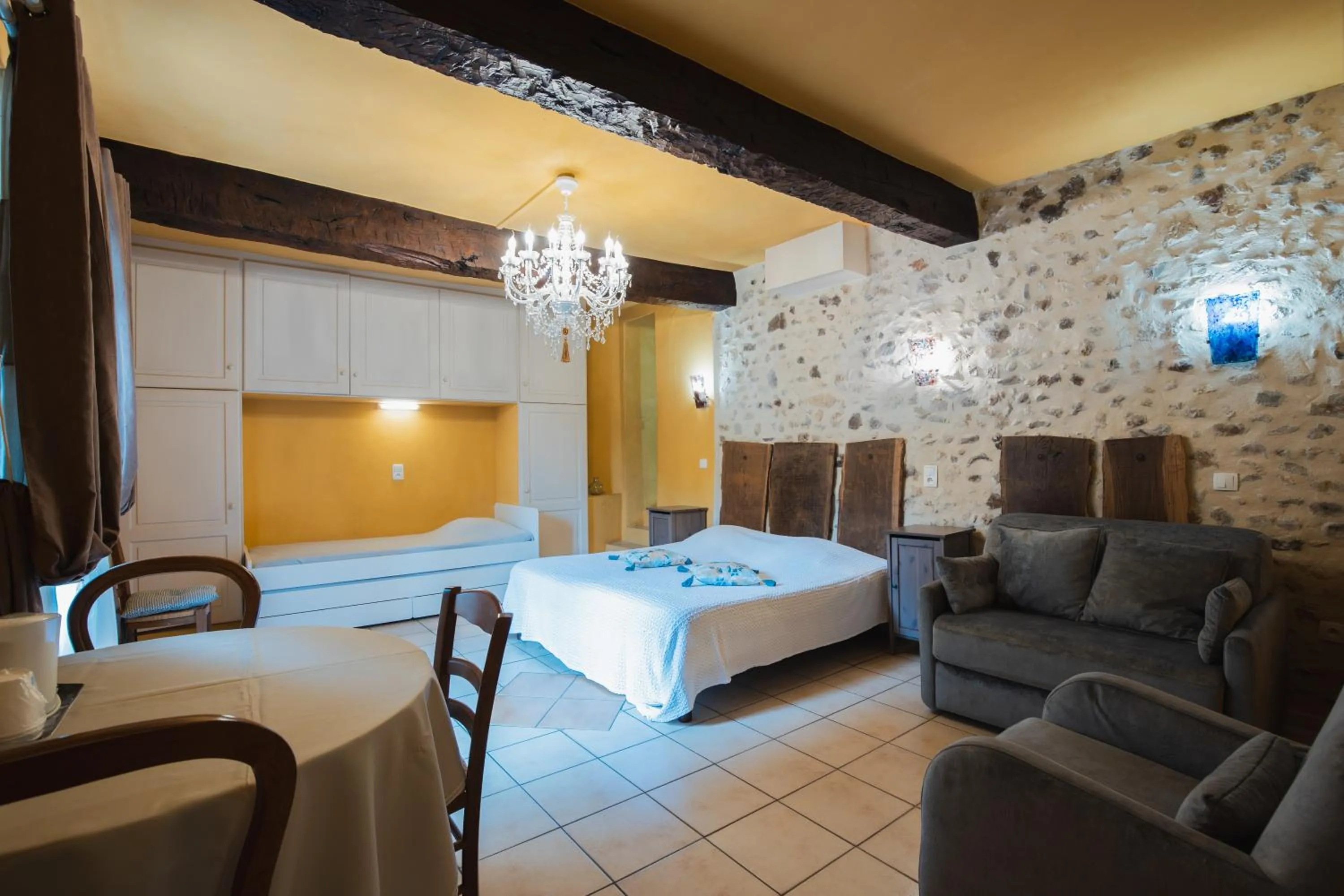 Bedroom, Bed in Chambres & Tables d'hôtes Moulin de Lavon