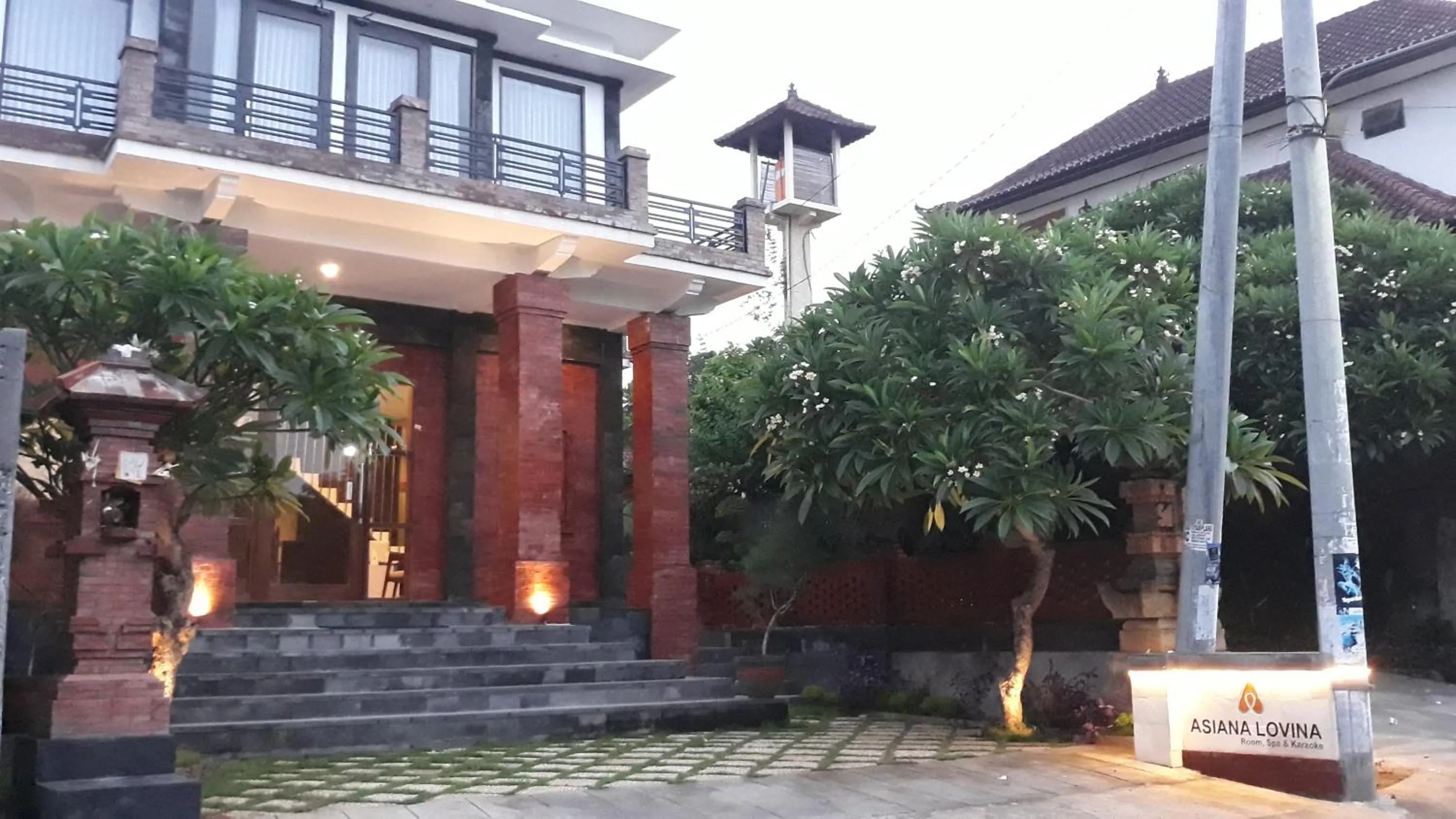 Property building in Asiana Lovina Hotel