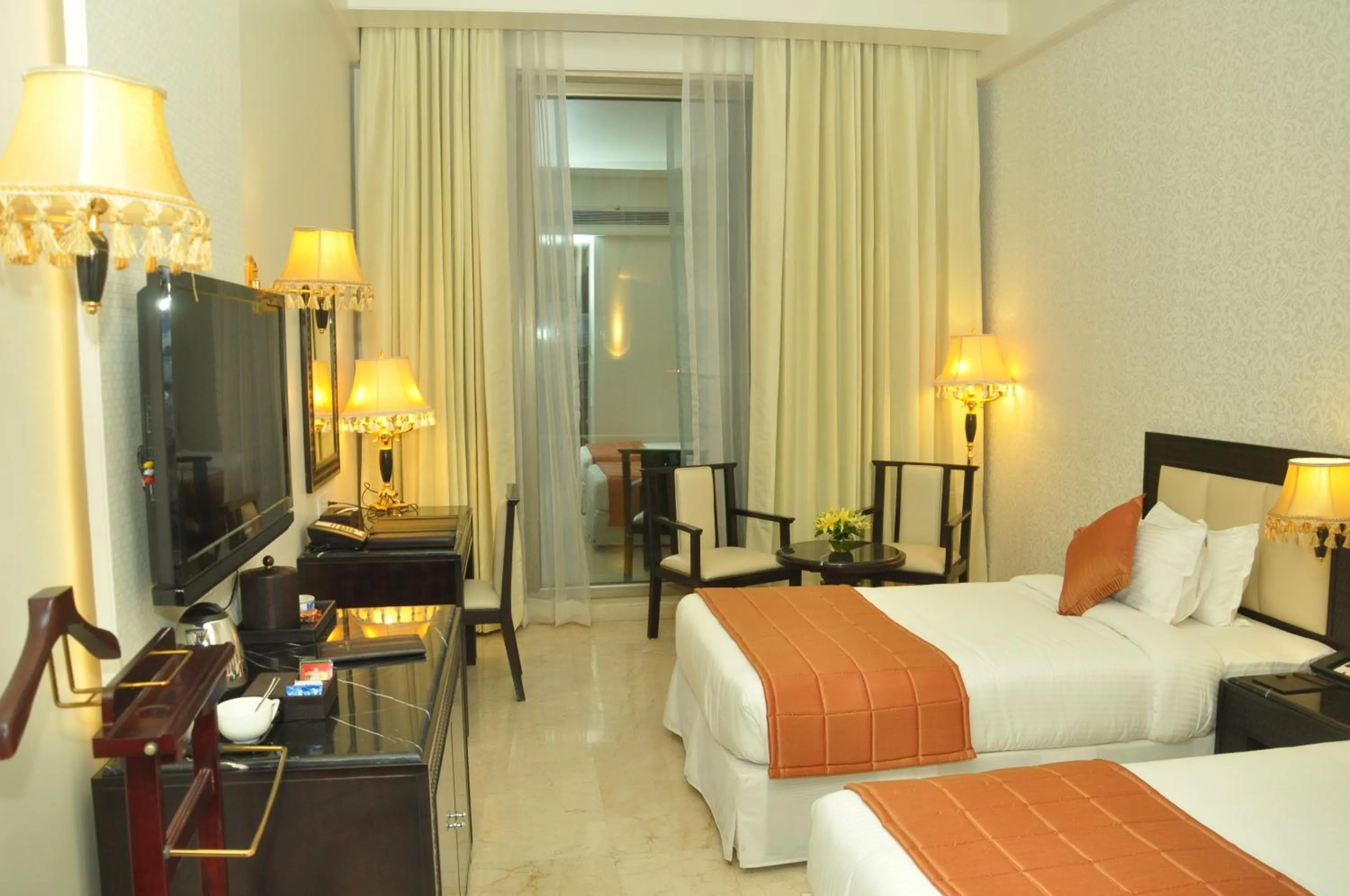 Photo of the whole room in Royal Tulip Navi Mumbai