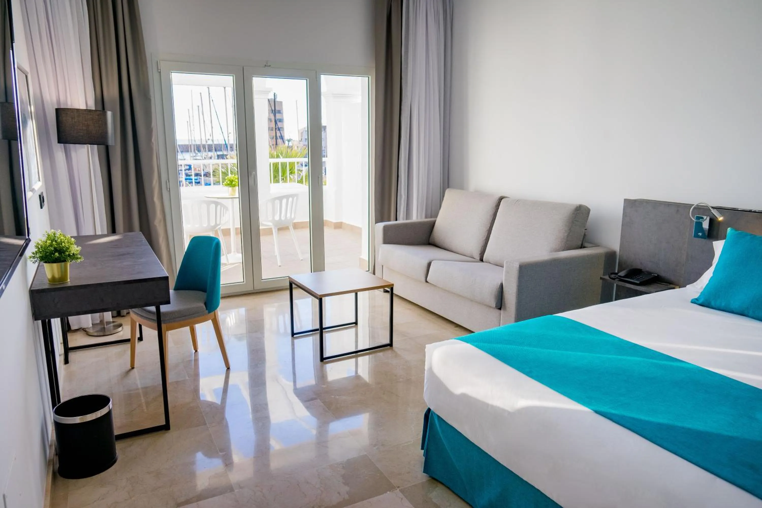 Bedroom, Bed in Moon Hotel & SPA.