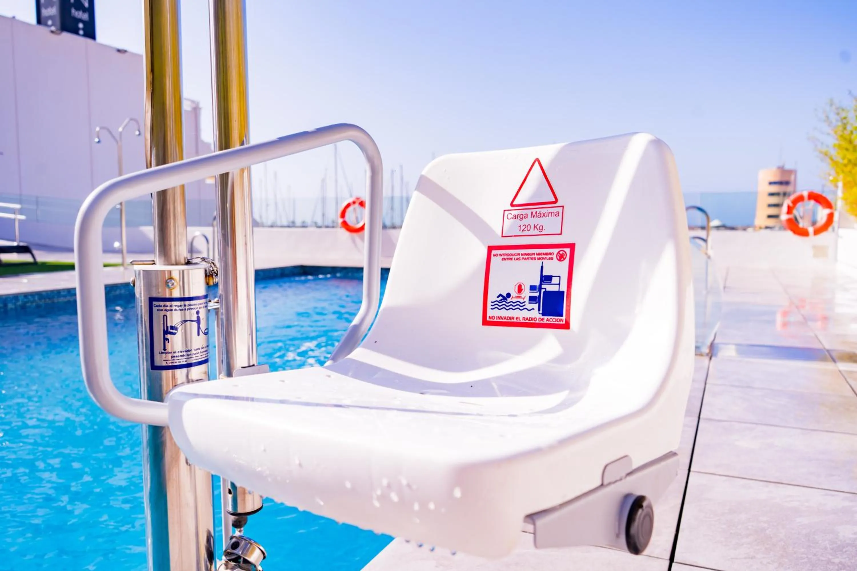 acessibility in Moon Hotel & SPA.