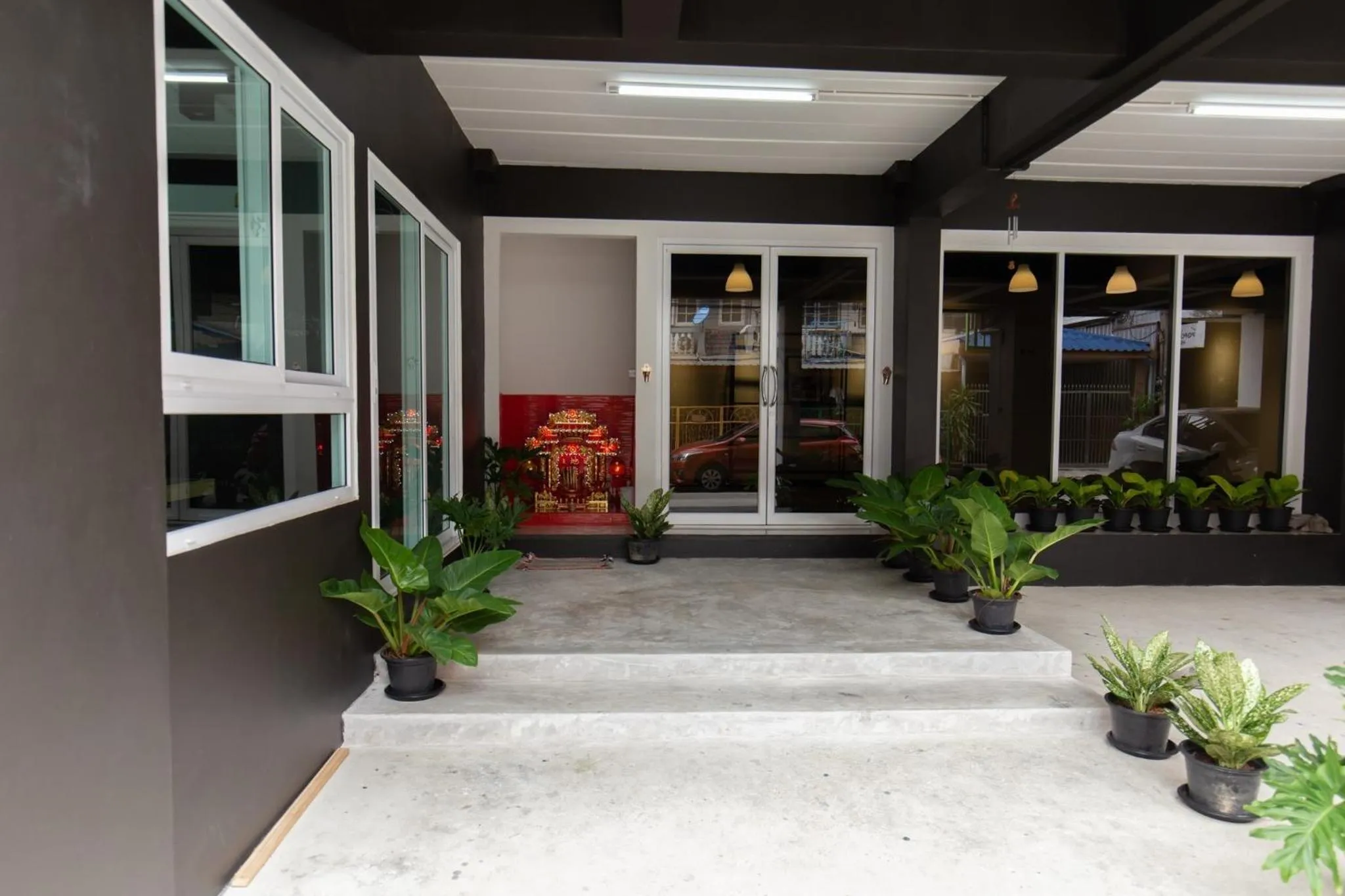 Property building in Mango 10 House