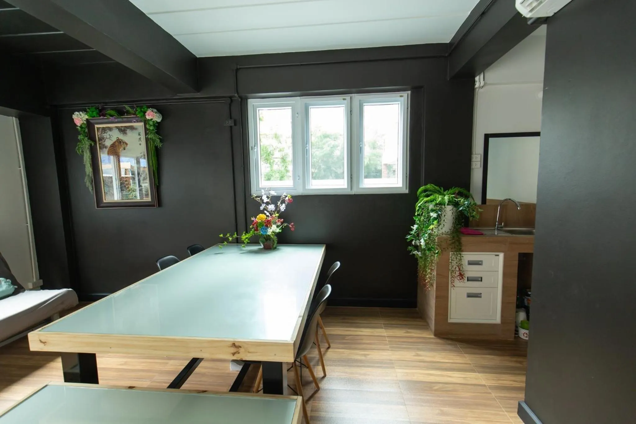 Dining area in Mango 10 House