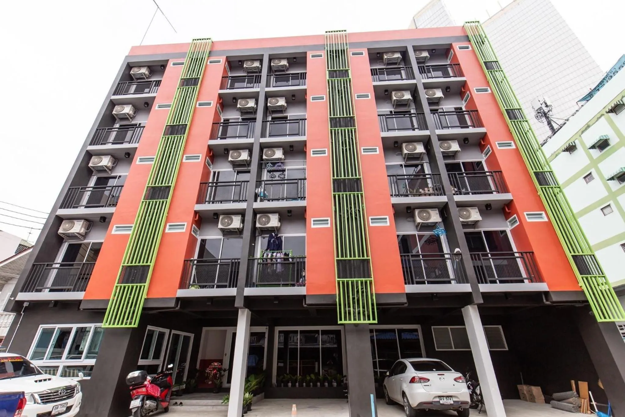 Property building in Mango 10 House