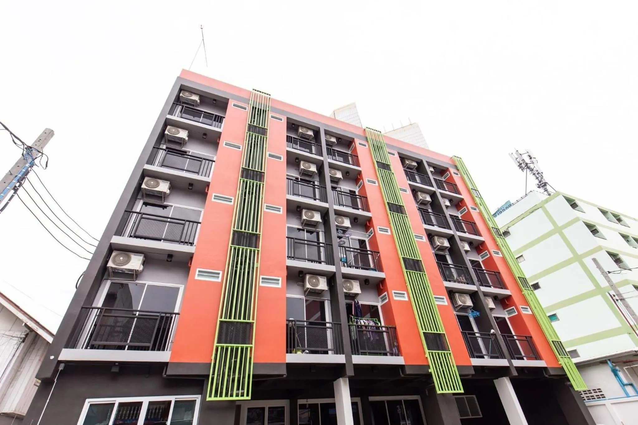 Property building in Mango 10 House