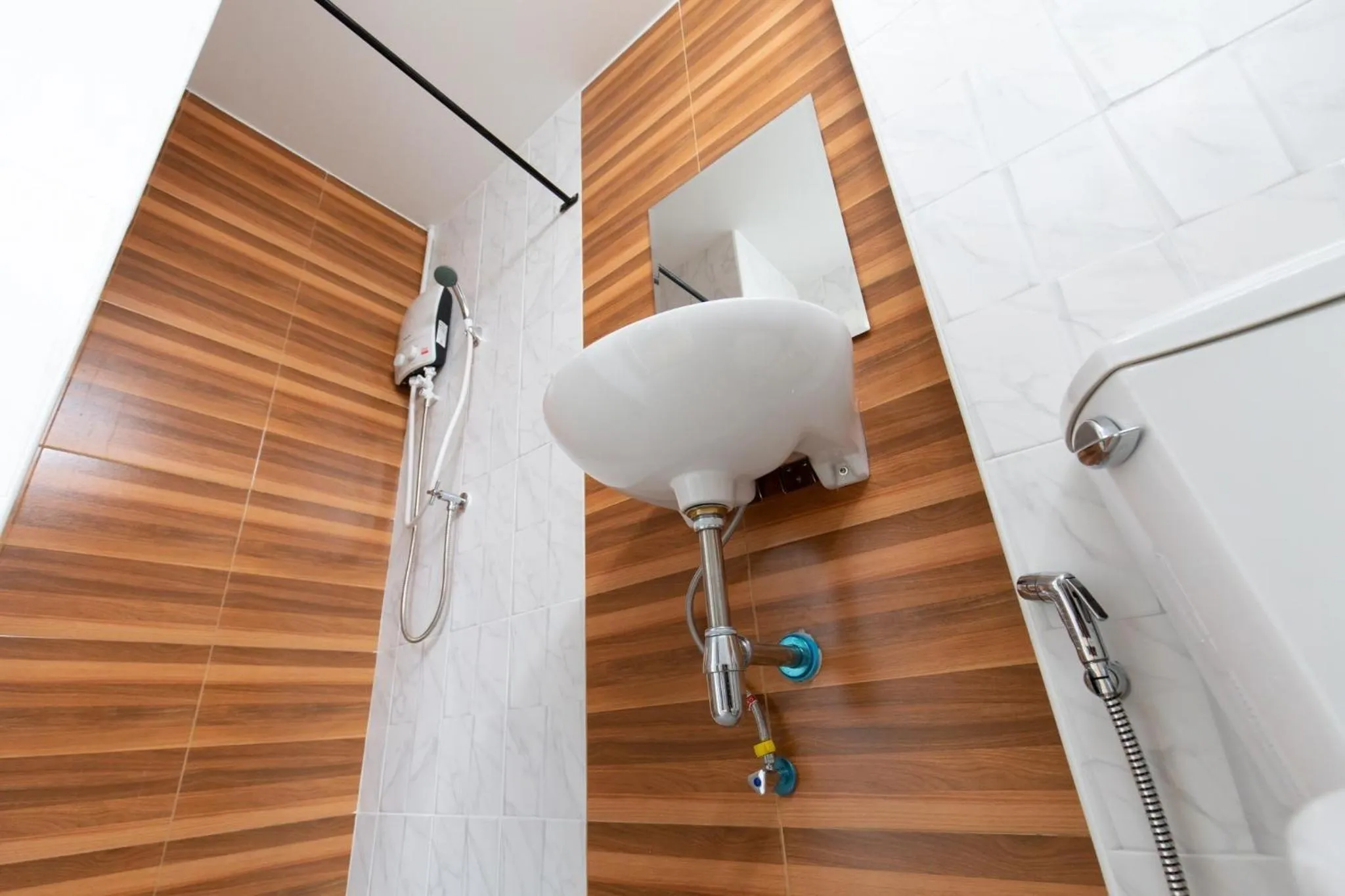 Bathroom in Mango 10 House