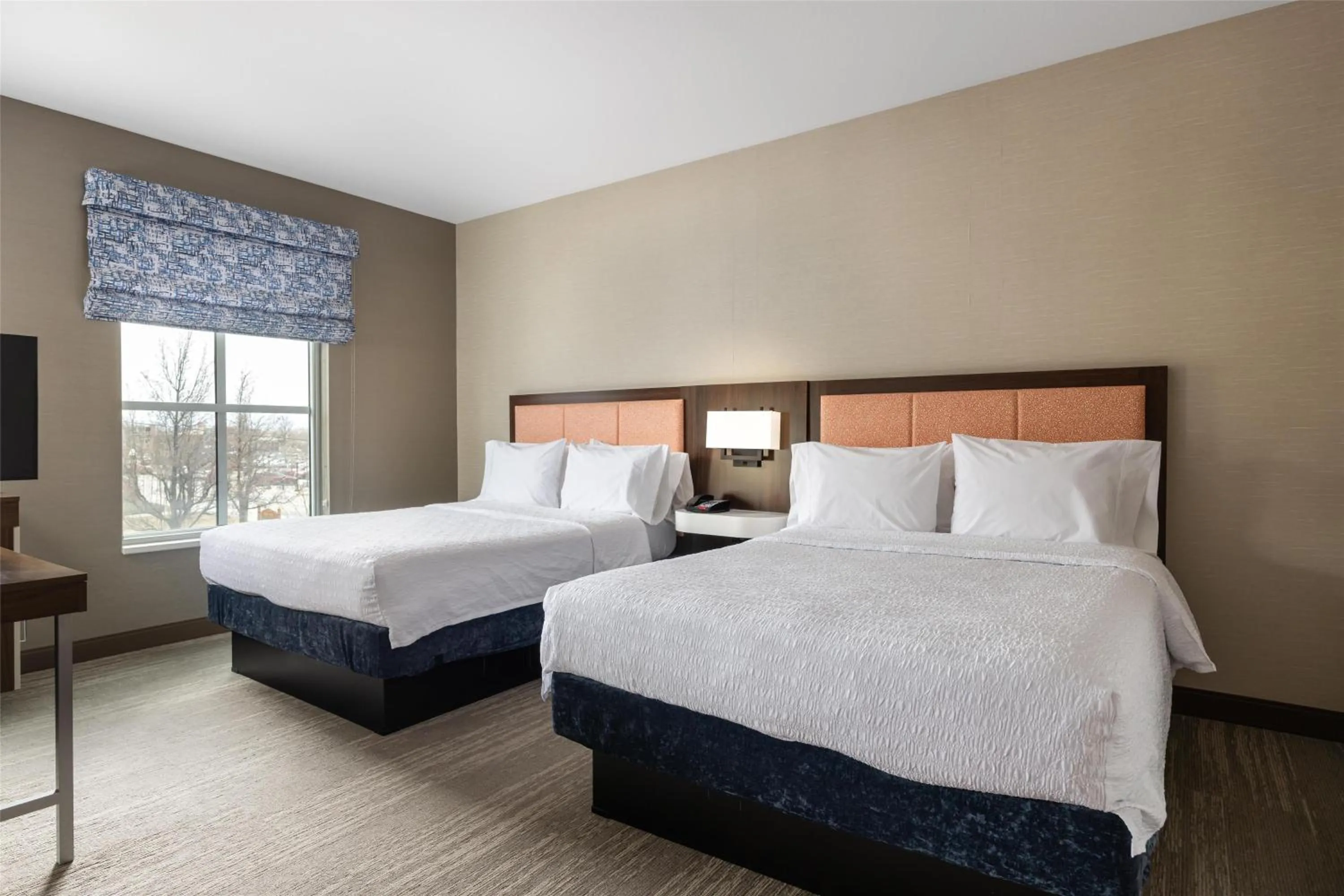 Bed in Hampton Inn And Suites Logan, Ut