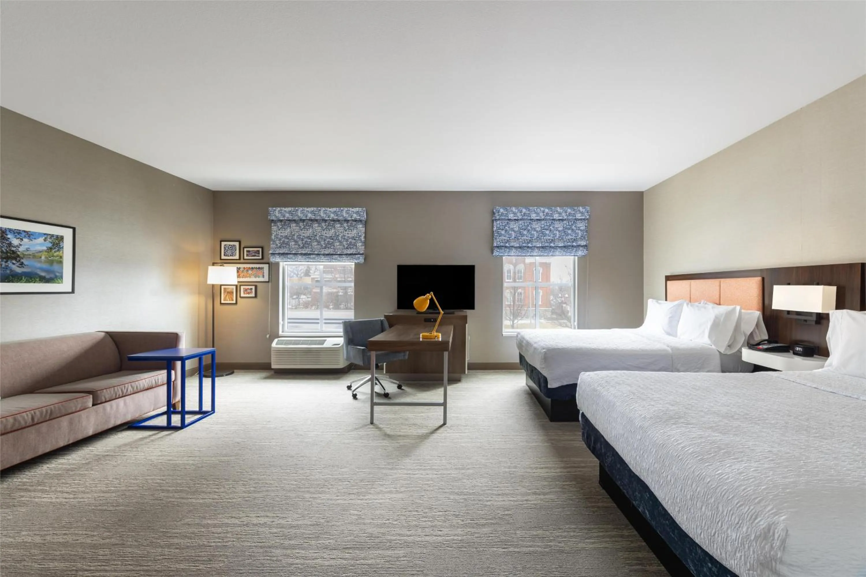 Bed in Hampton Inn And Suites Logan, Ut