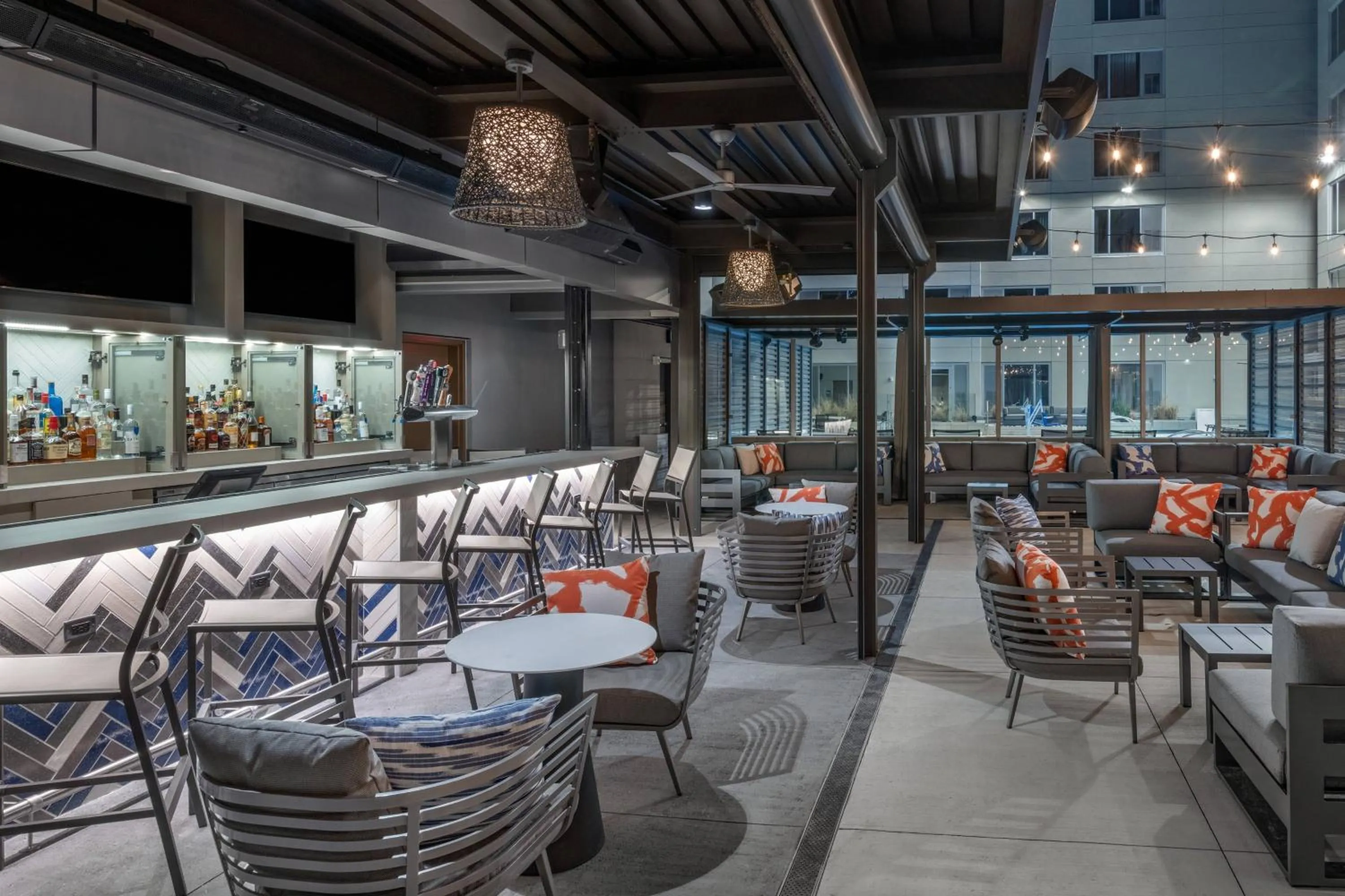 Lounge or bar in AC Hotel by Marriott Atlanta Midtown