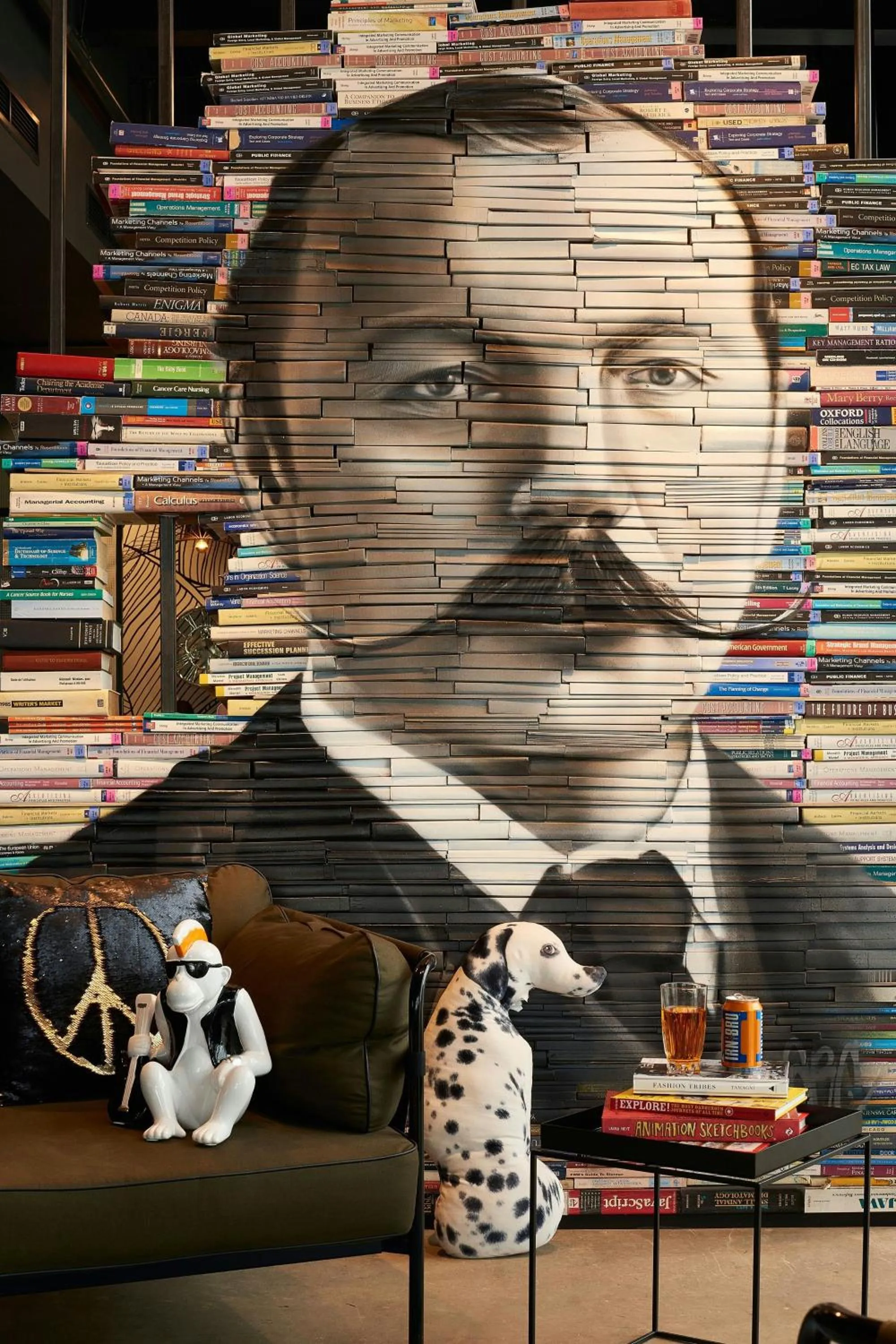 Lobby or reception in Moxy Edinburgh Airport