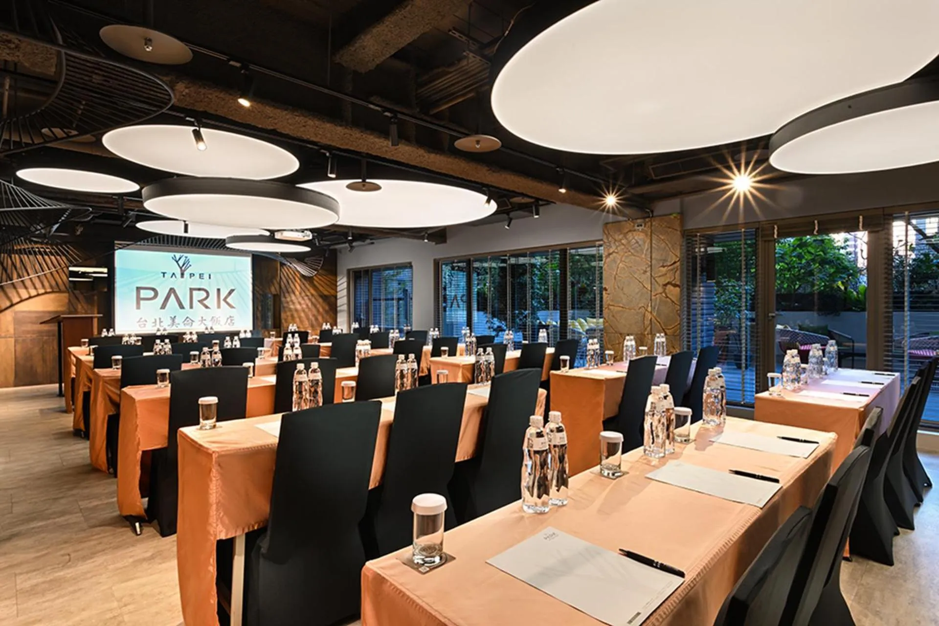 Meeting/conference room in Park Taipei Hotel