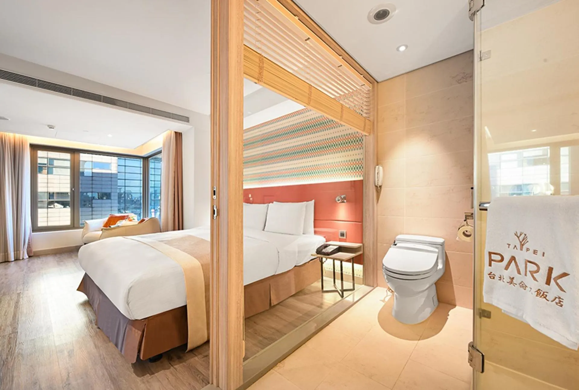 Bedroom, Bed in Park Taipei Hotel