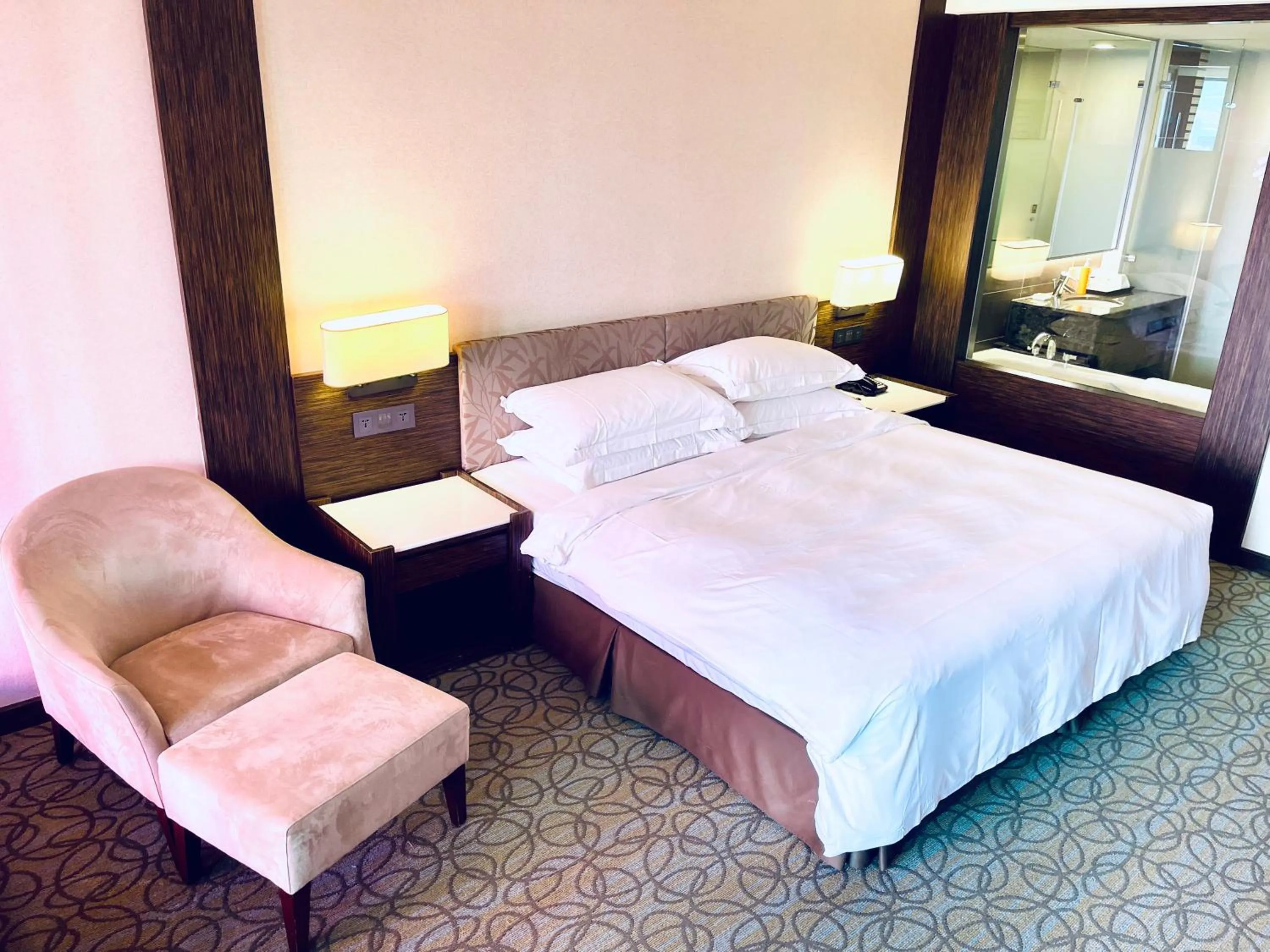 Bed in Fullon Hotel LihPao Resort