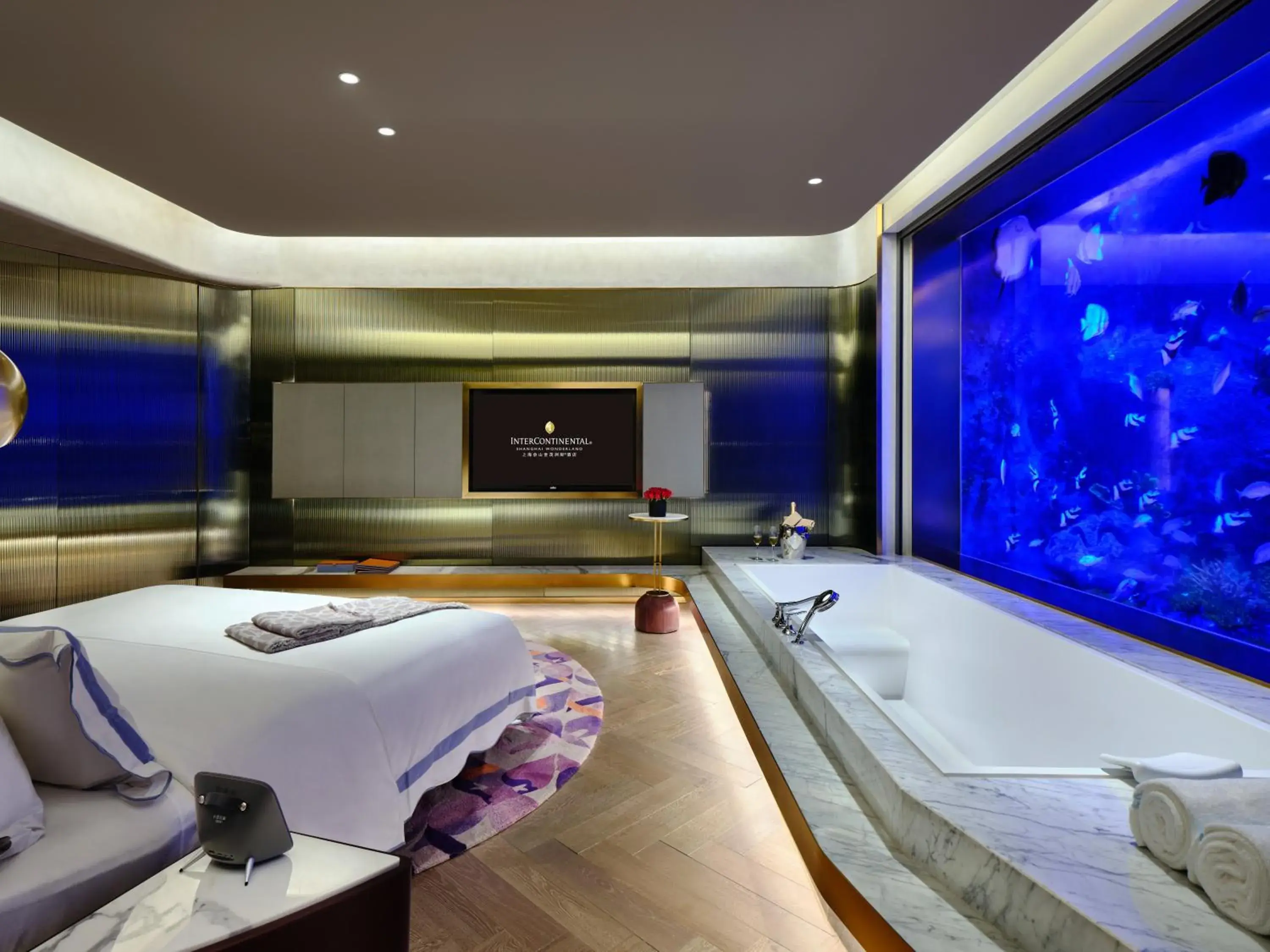 Suite with Underwater View in InterContinental Shanghai Wonderland, an IHG Hotel Suite with Underwater View in InterContinental Shanghai Wonderland, an IHG Hotel