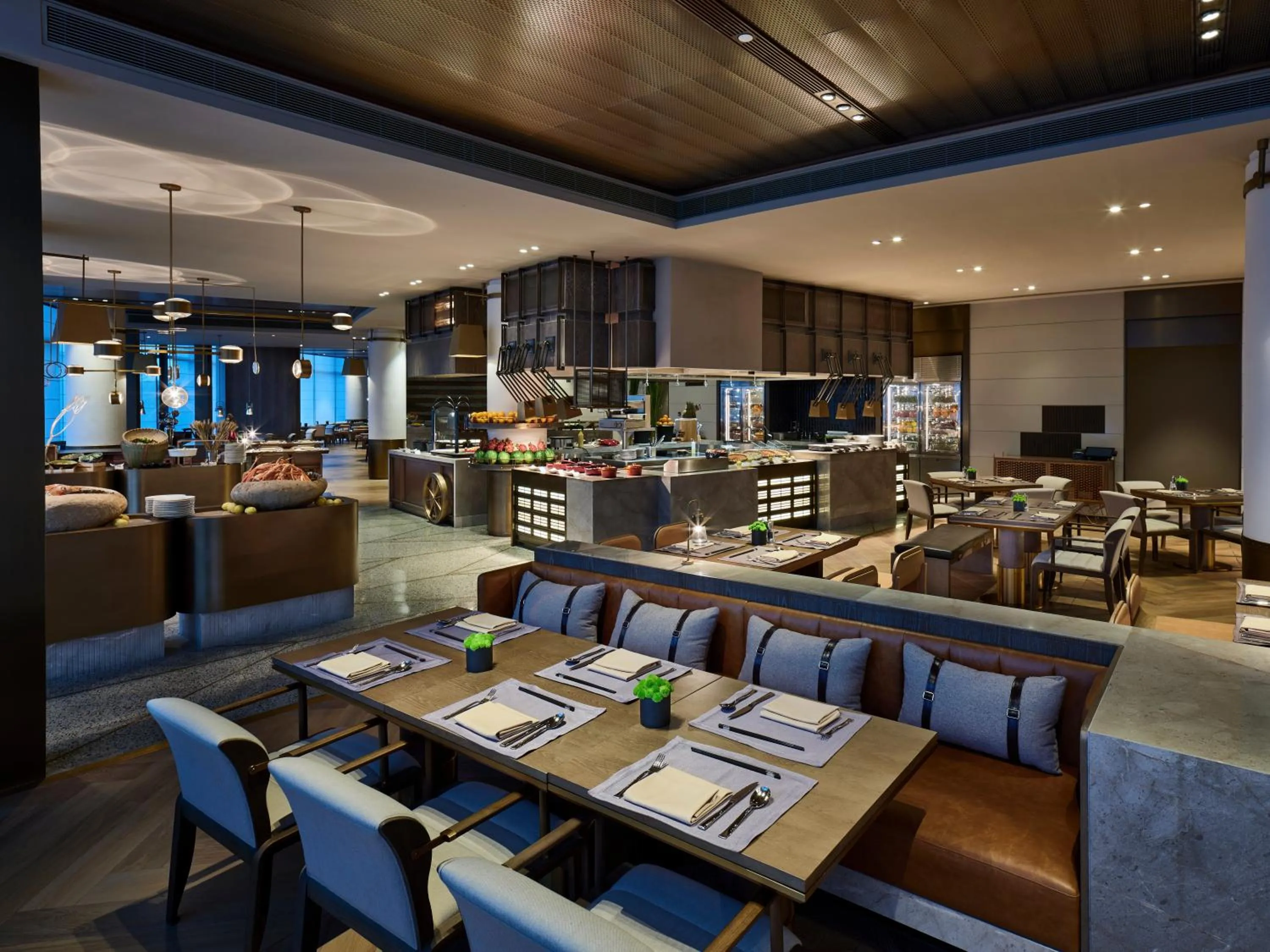 Restaurant/places to eat in InterContinental Shanghai Wonderland, an IHG Hotel