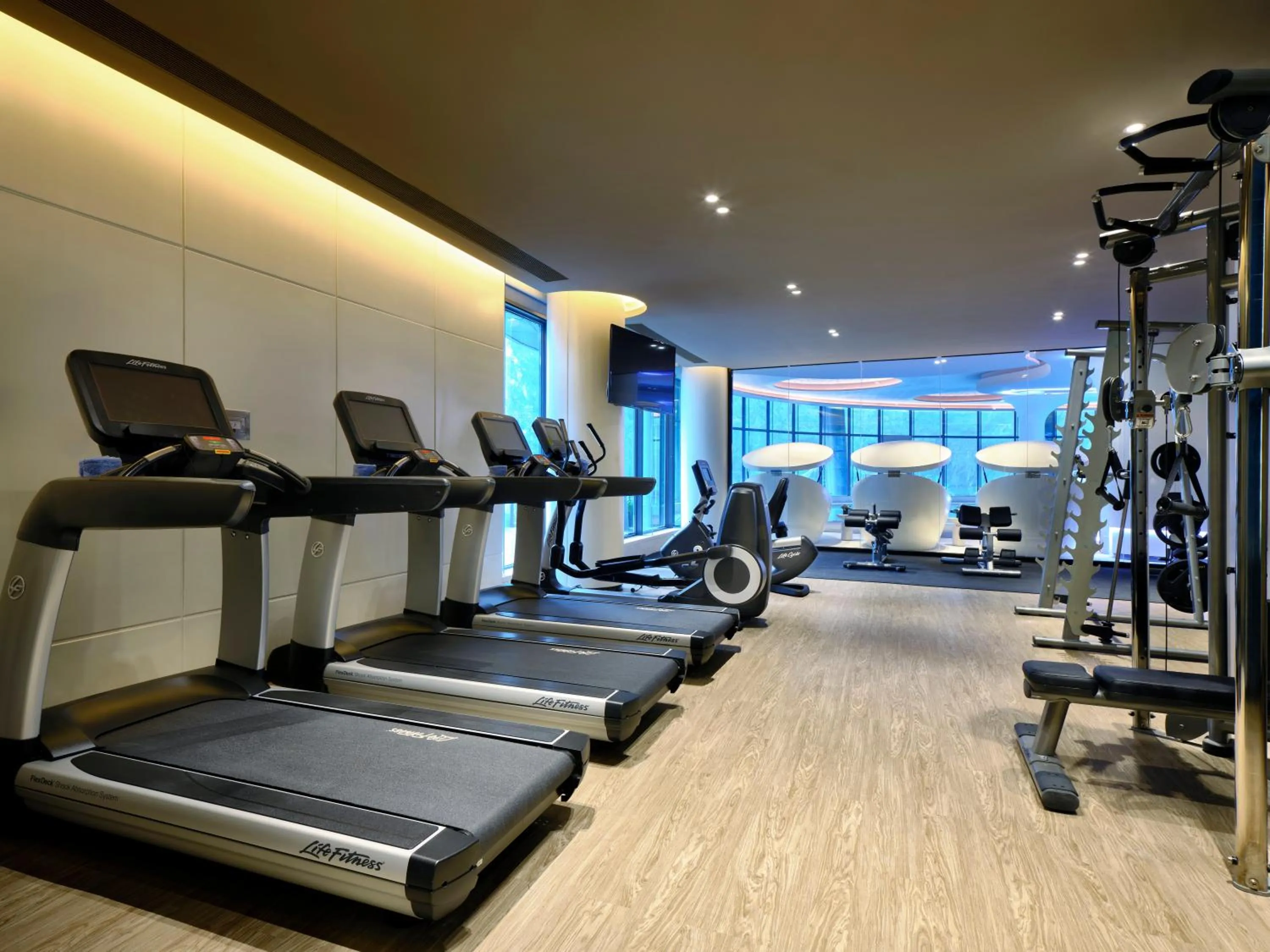 Fitness centre/facilities in InterContinental Shanghai Wonderland, an IHG Hotel