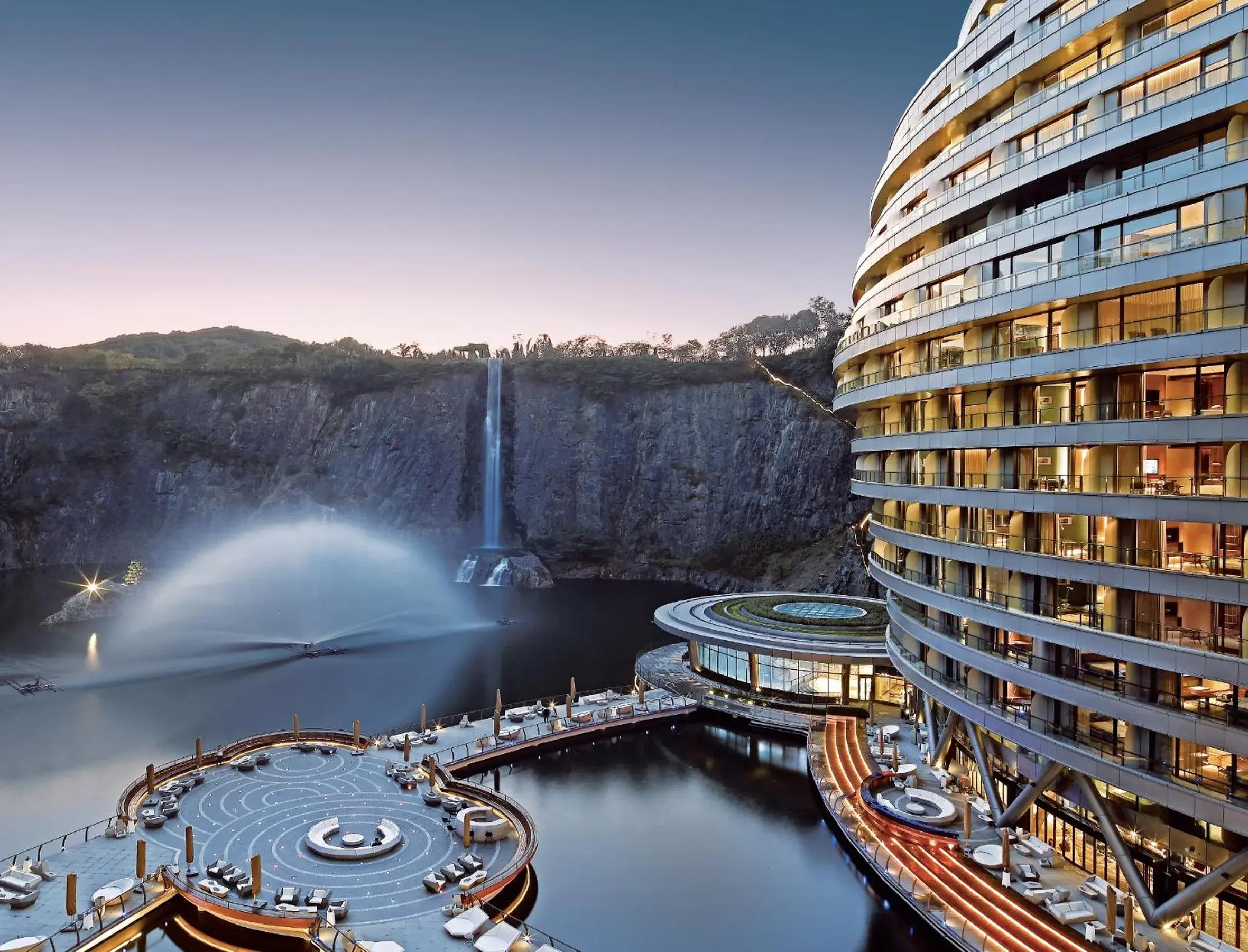 Superior Room in InterContinental Shanghai Wonderland, an IHG Hotel Superior Room in InterContinental Shanghai Wonderland, an IHG Hotel