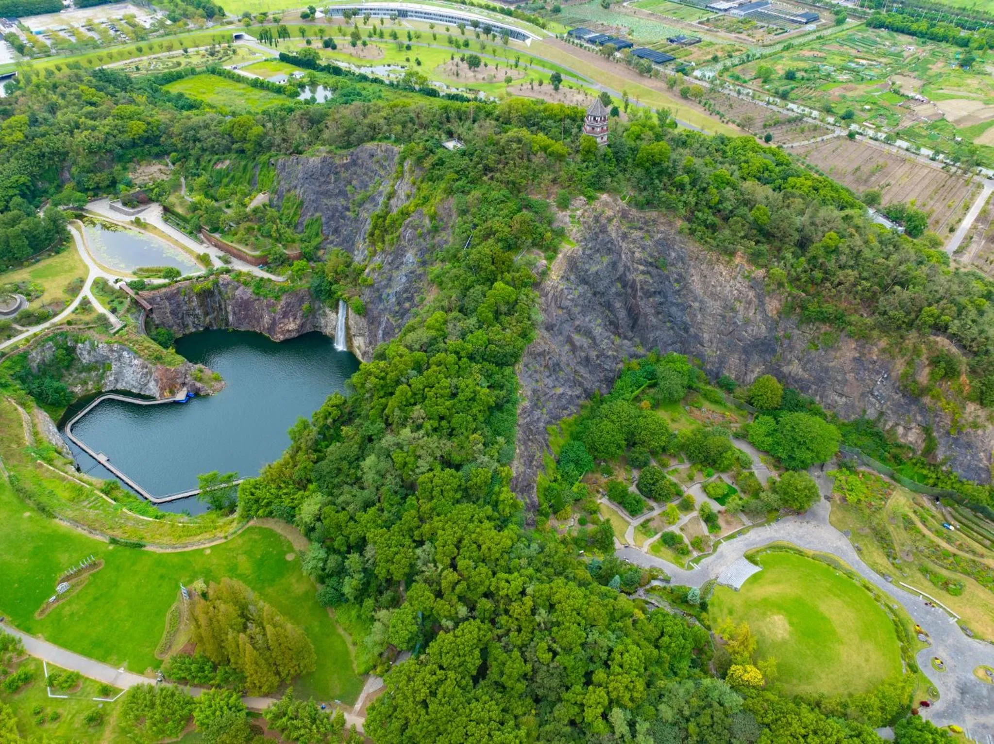 Nearby landmark in InterContinental Shanghai Wonderland, an IHG Hotel
