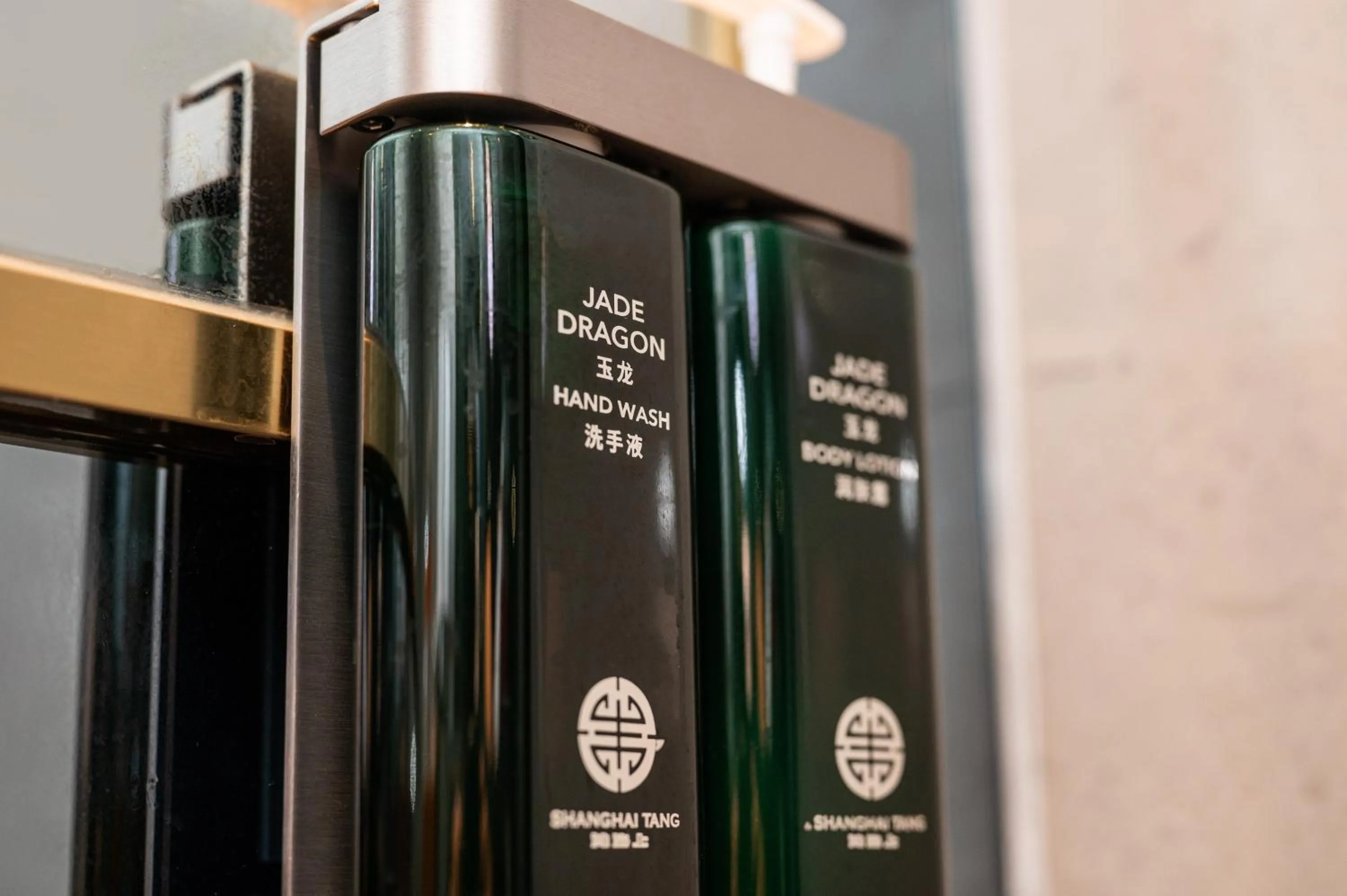 Photo of the whole room in Hotel Indigo Shanghai Jing'An by IHG