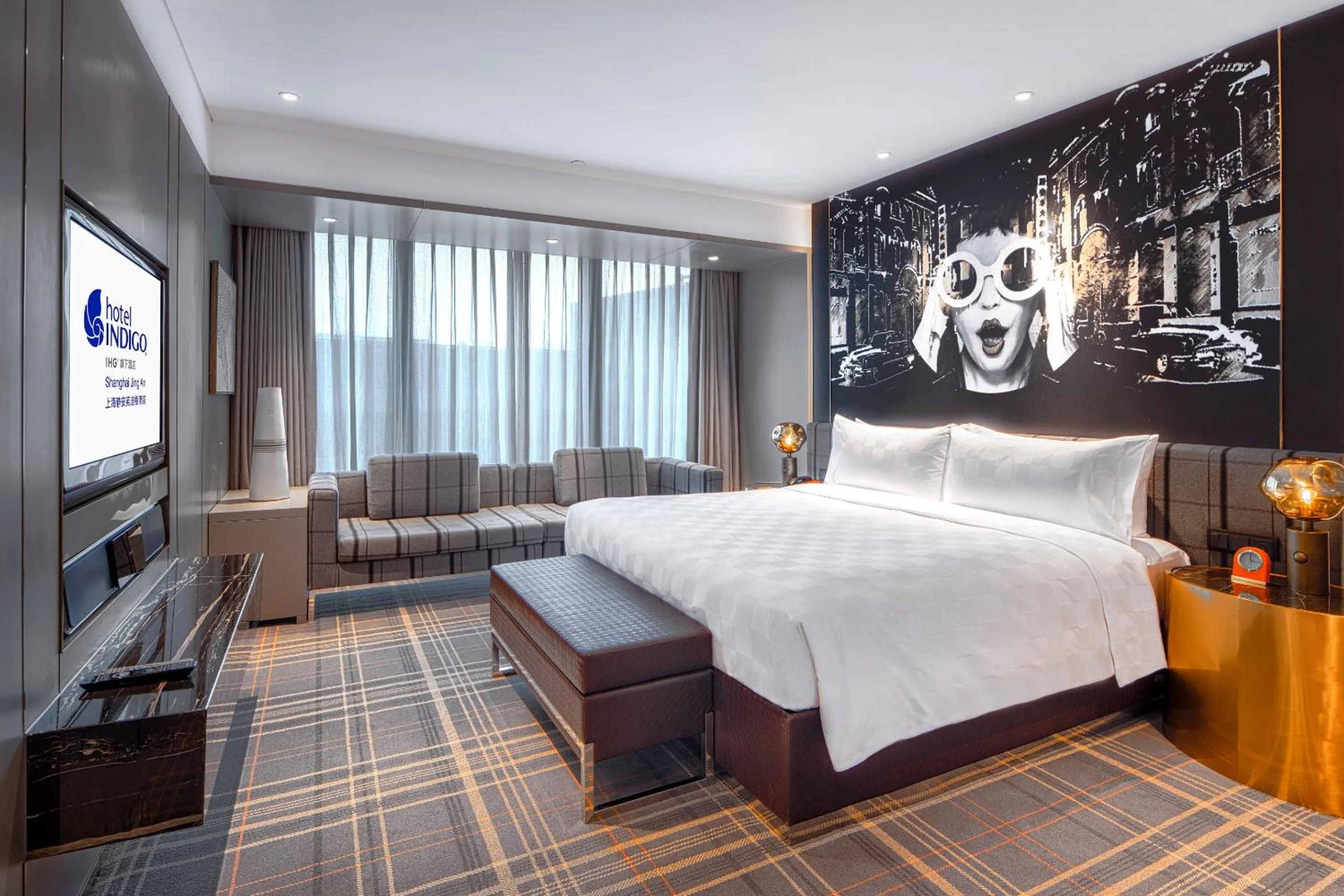 Bed in Hotel Indigo Shanghai Jing'An by IHG