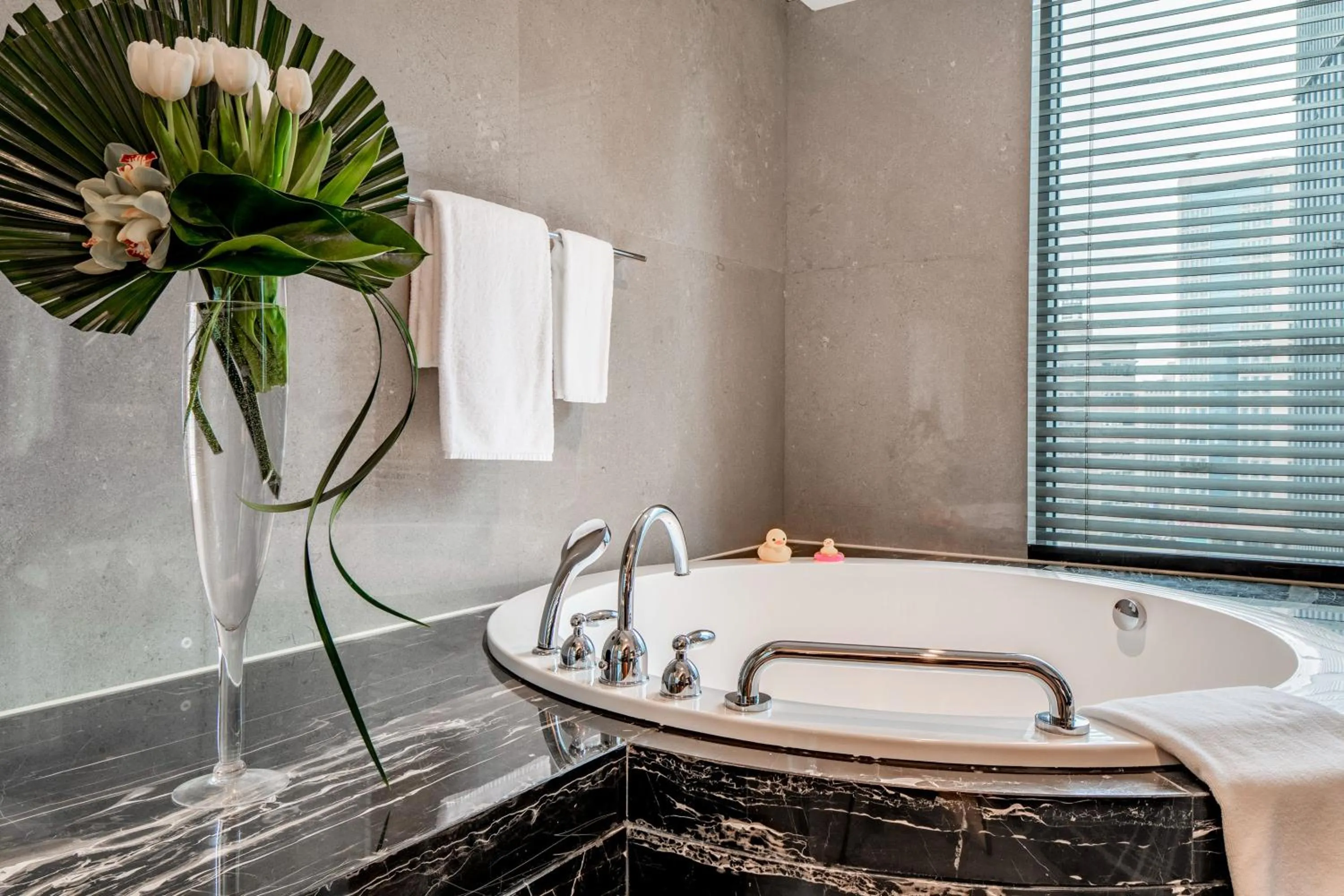 Bath in Hotel Indigo Shanghai Jing'An by IHG