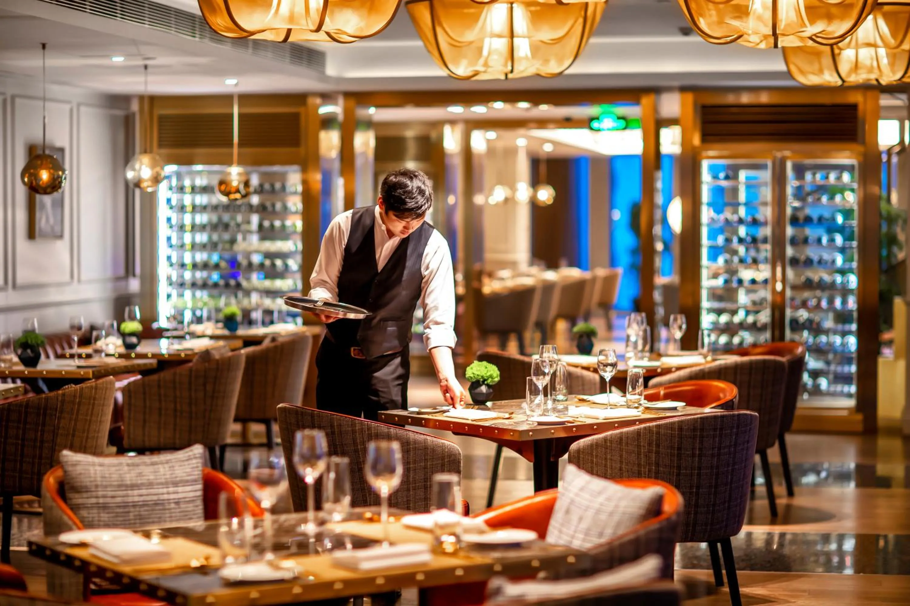 Restaurant/places to eat in Hotel Indigo Shanghai Jing'An by IHG