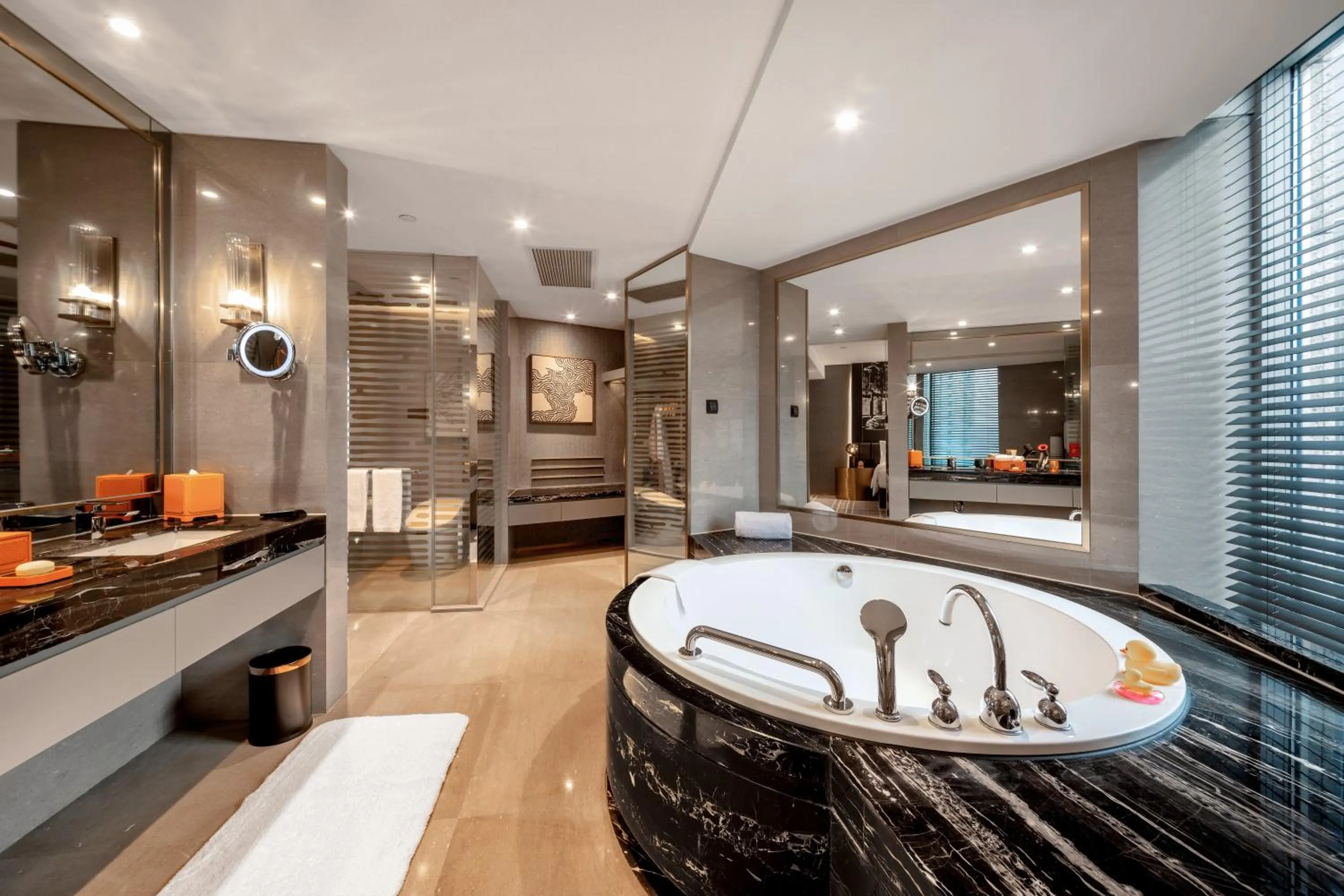 Bedroom in Hotel Indigo Shanghai Jing'An by IHG