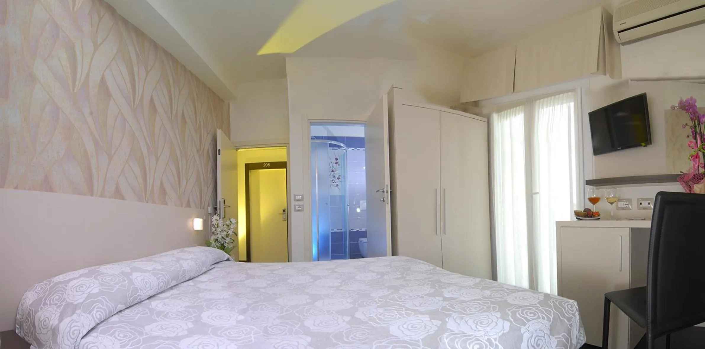 Bed in Hotel Letizia