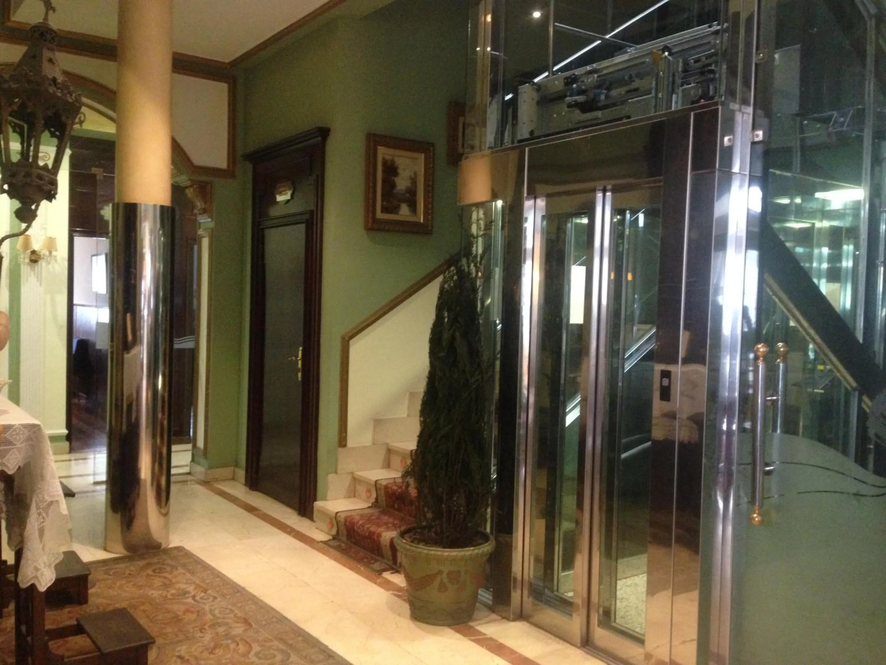 Area and facilities in My Rooms City Hotel Camino de Santiago