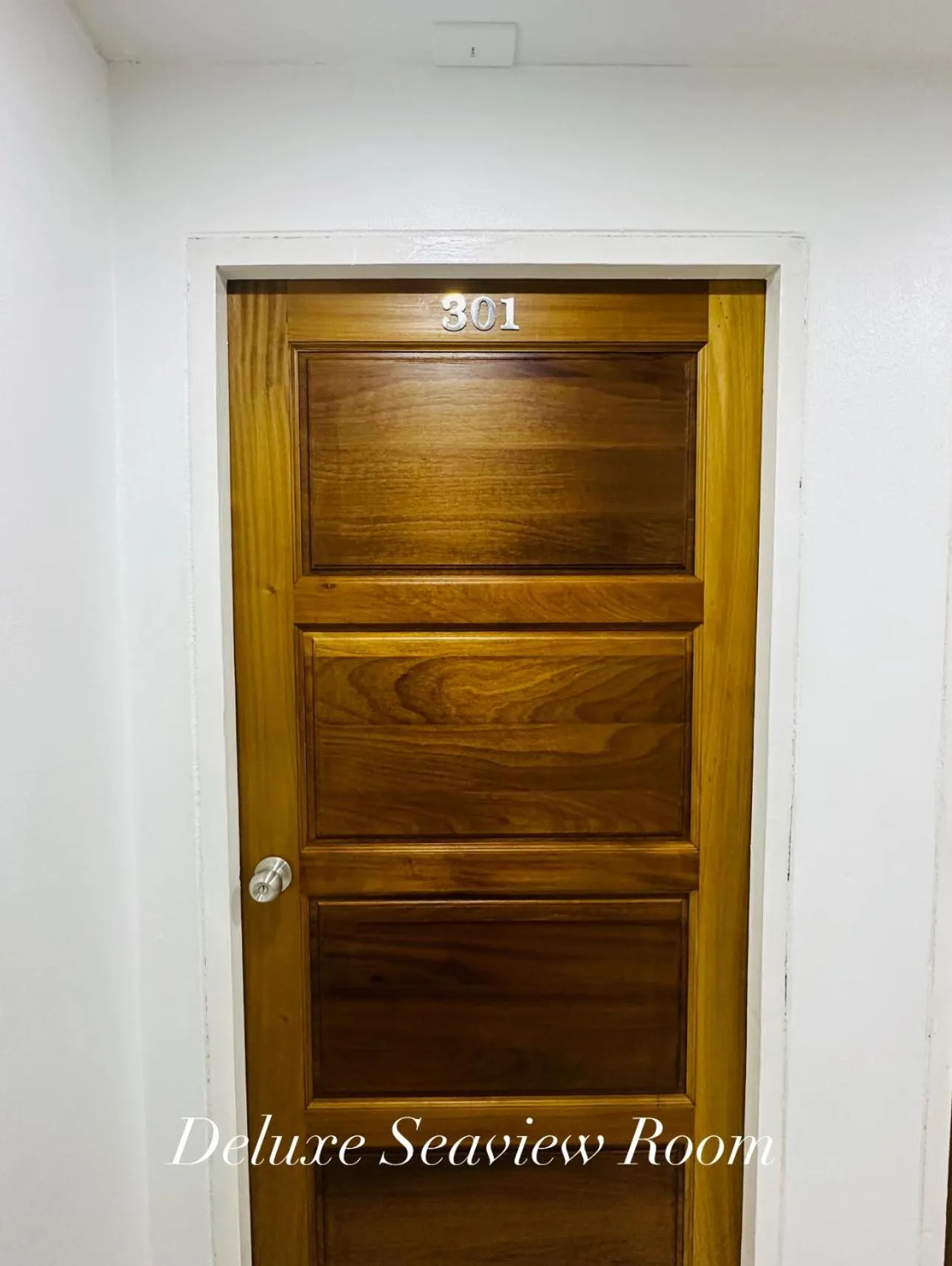 wardrobe in Surin Bay Inn