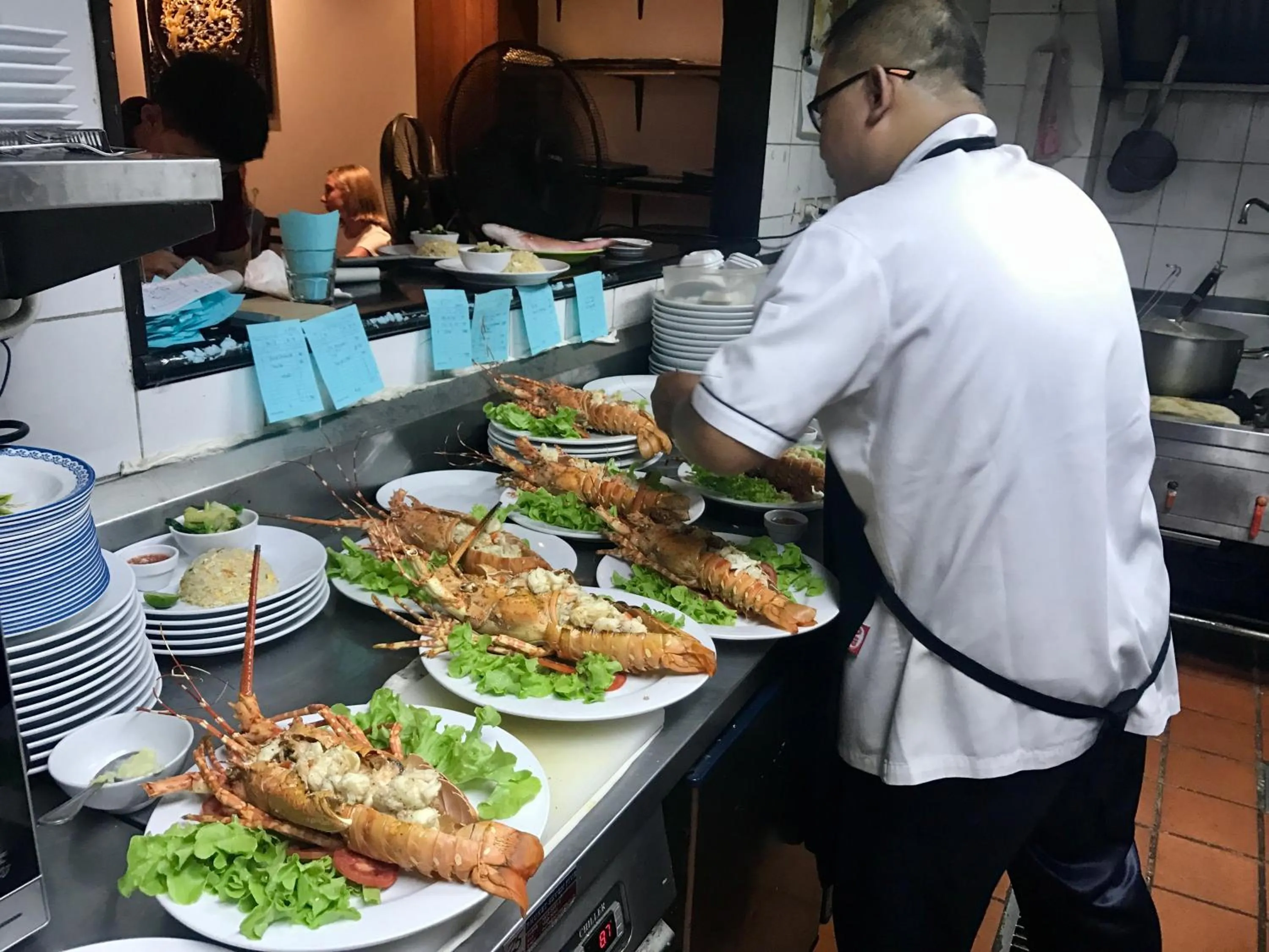 Restaurant/places to eat in Surin Bay Inn