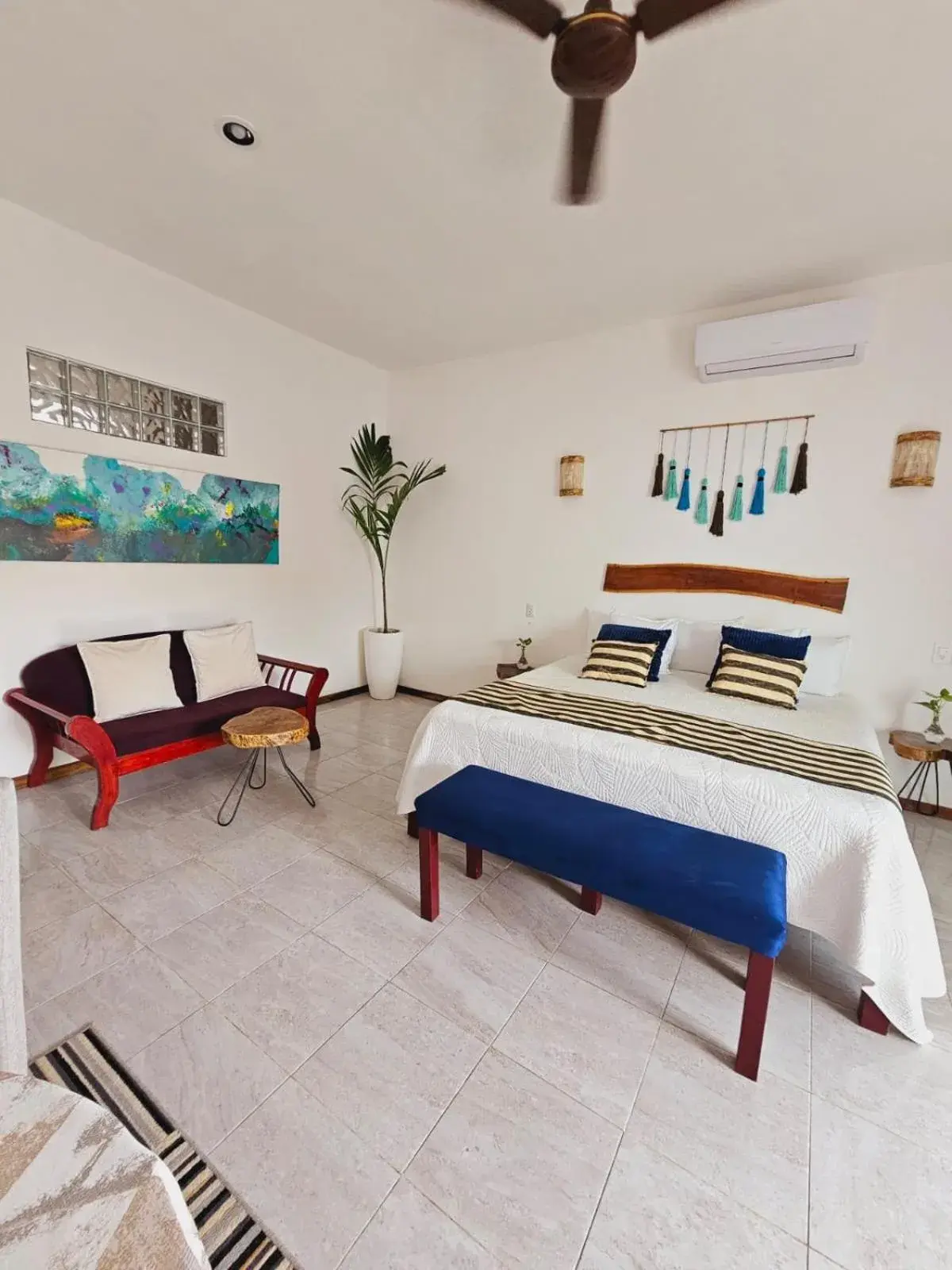 Deluxe King Room in Mayan Majesty Boutique Hotel Deluxe King Room in Mayan Majesty Boutique Hotel