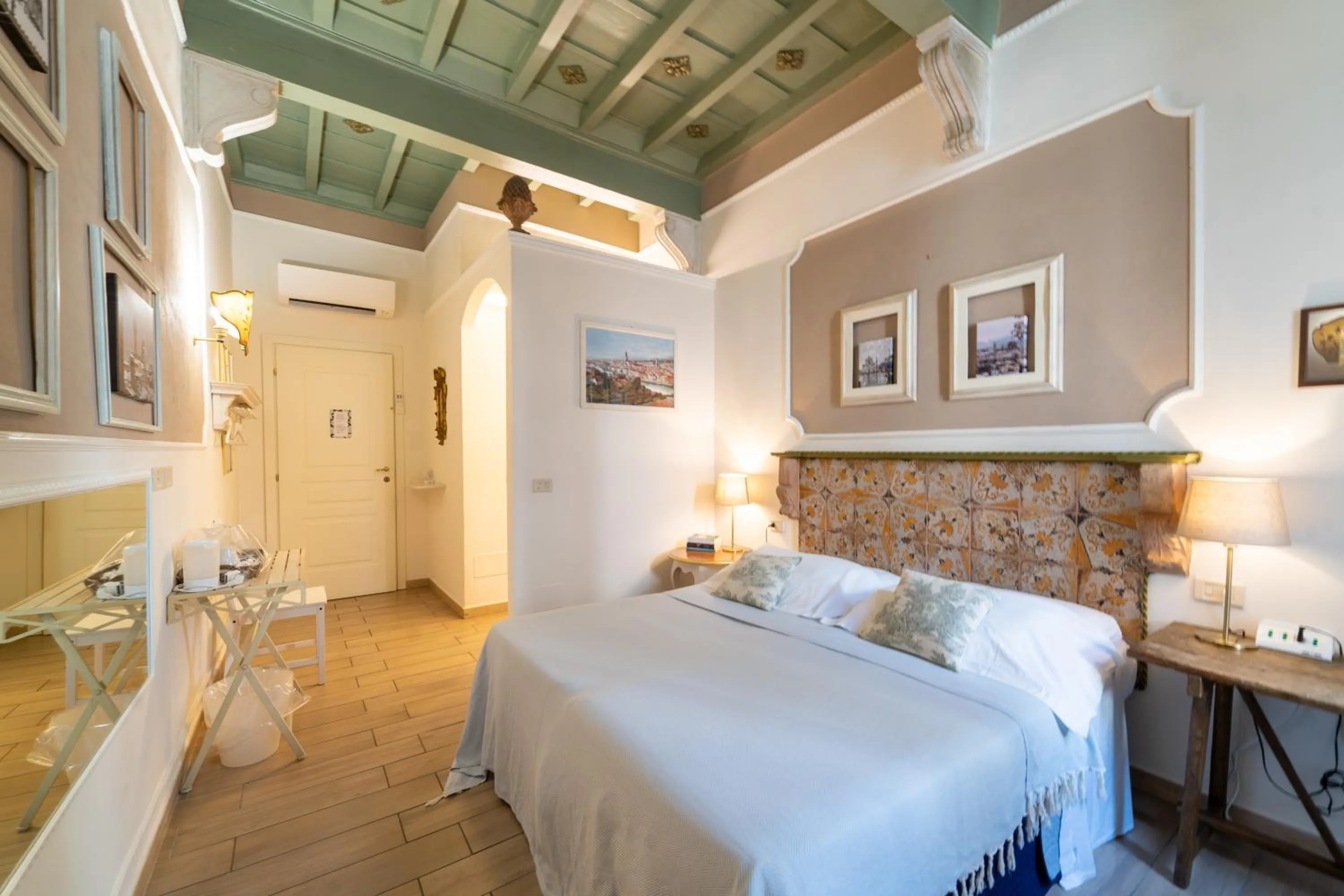 Bedroom, Bed in Relais & Maison Grand Tour