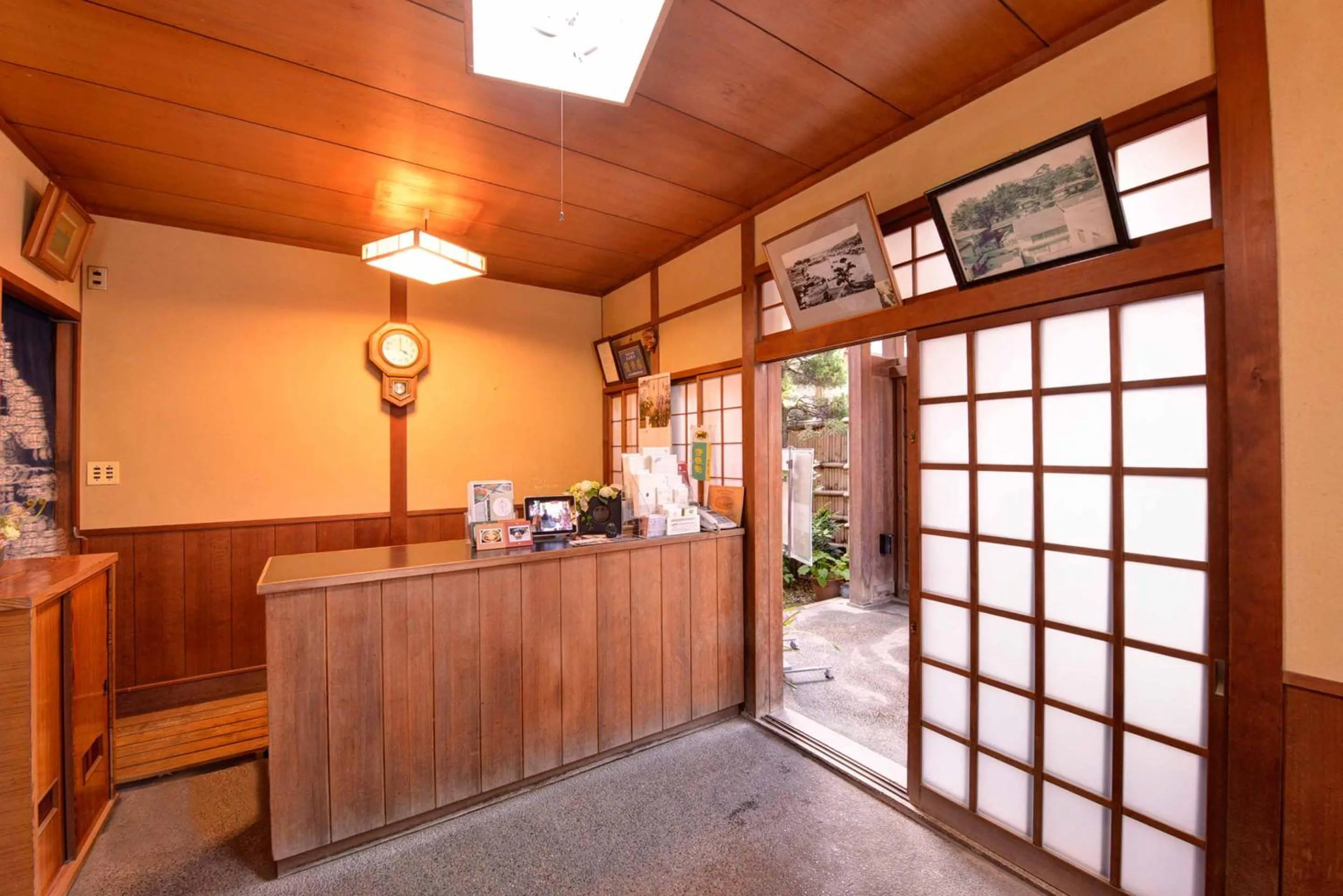 Lobby or reception in Bingoya