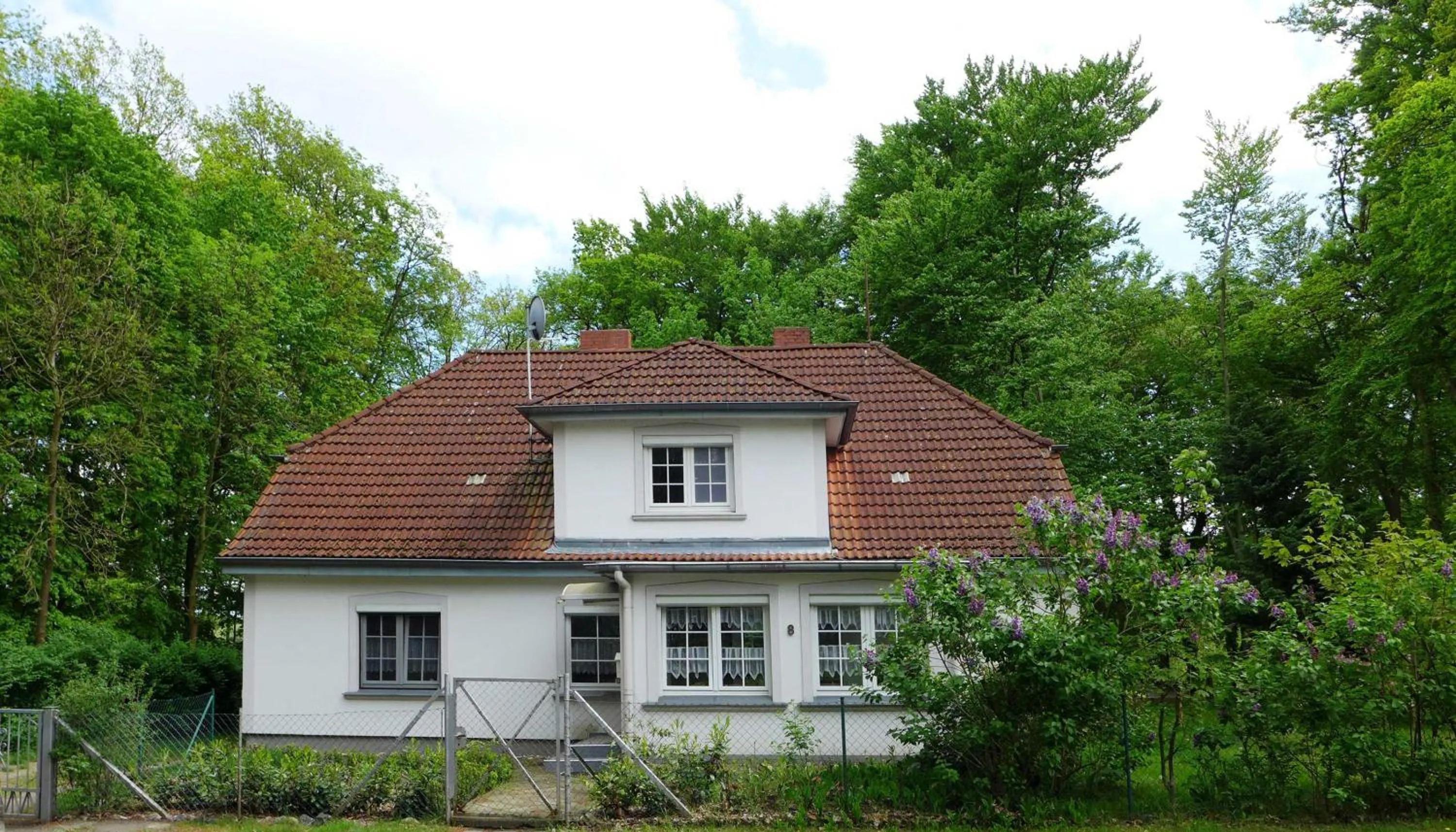 Property building in Ferienwohnungen & Bungalow Karlchen