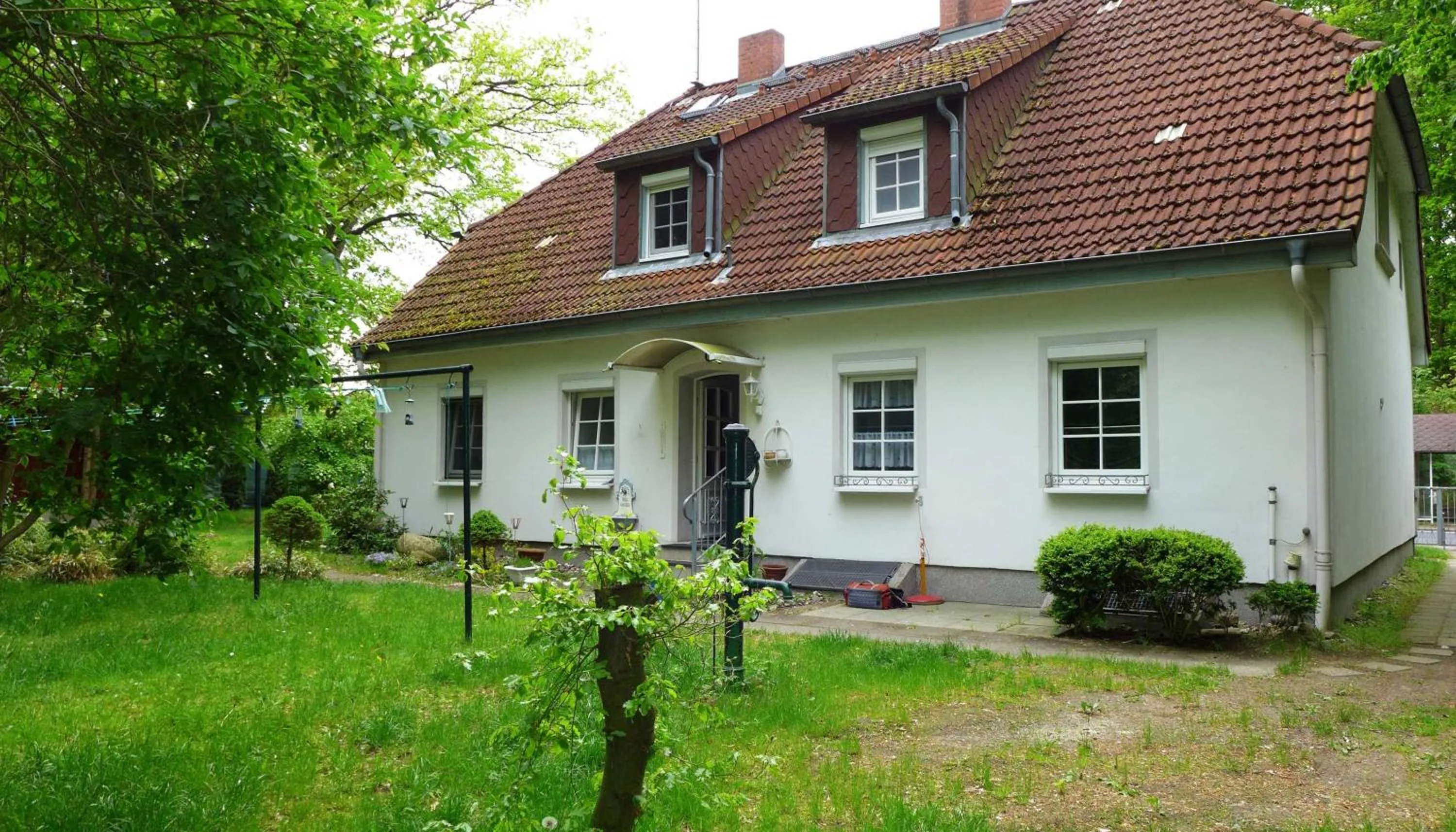 Property building in Ferienwohnungen & Bungalow Karlchen