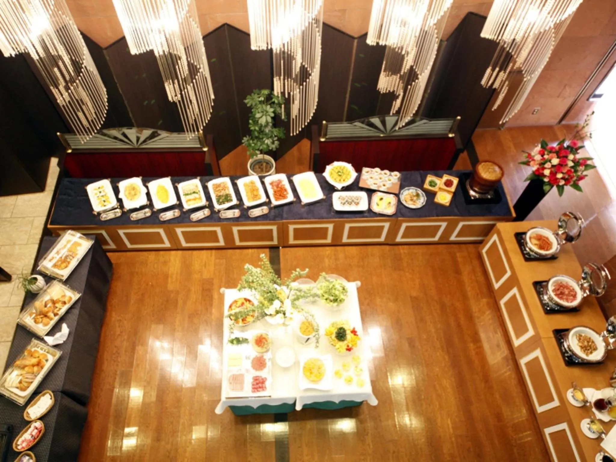 Food in Central Hotel