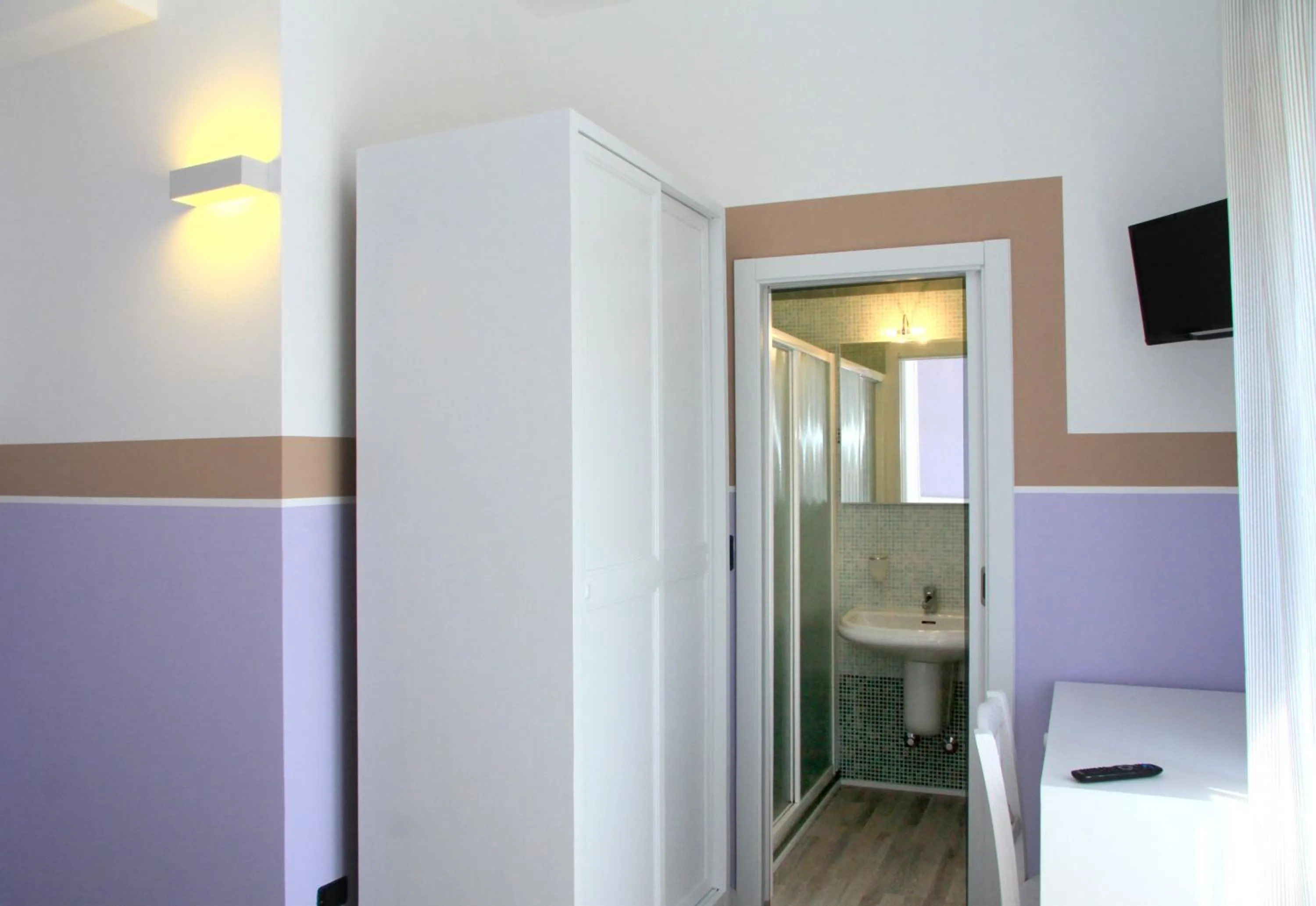 Photo of the whole room in Hotel Città Bella