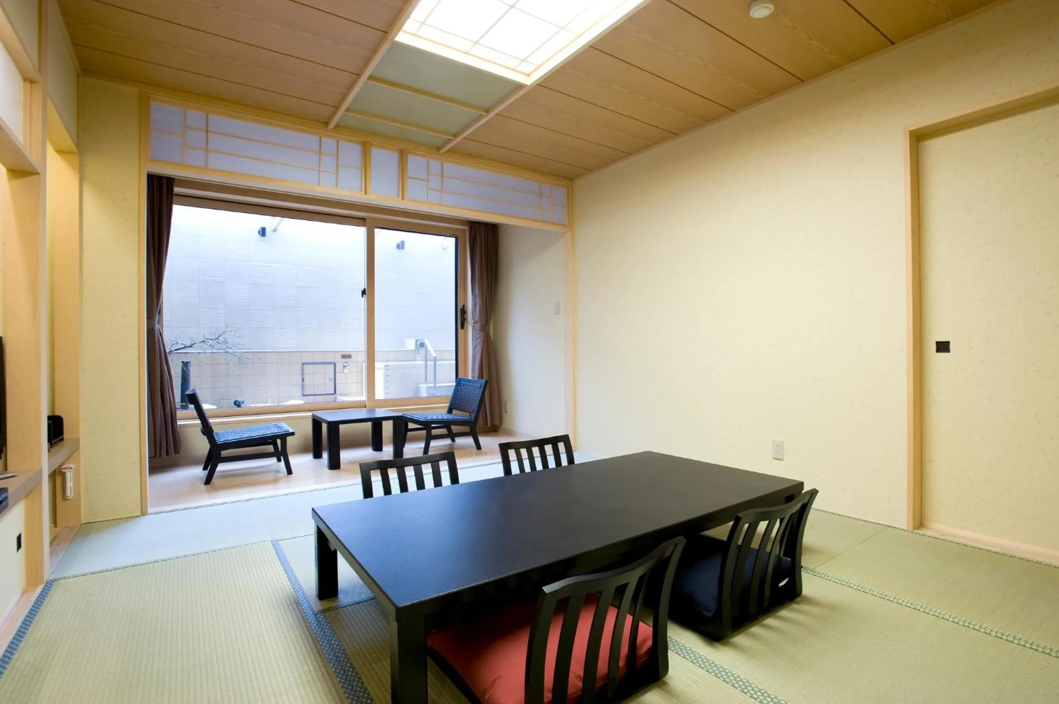 Photo of the whole room in Noboribetsu Grand Hotel