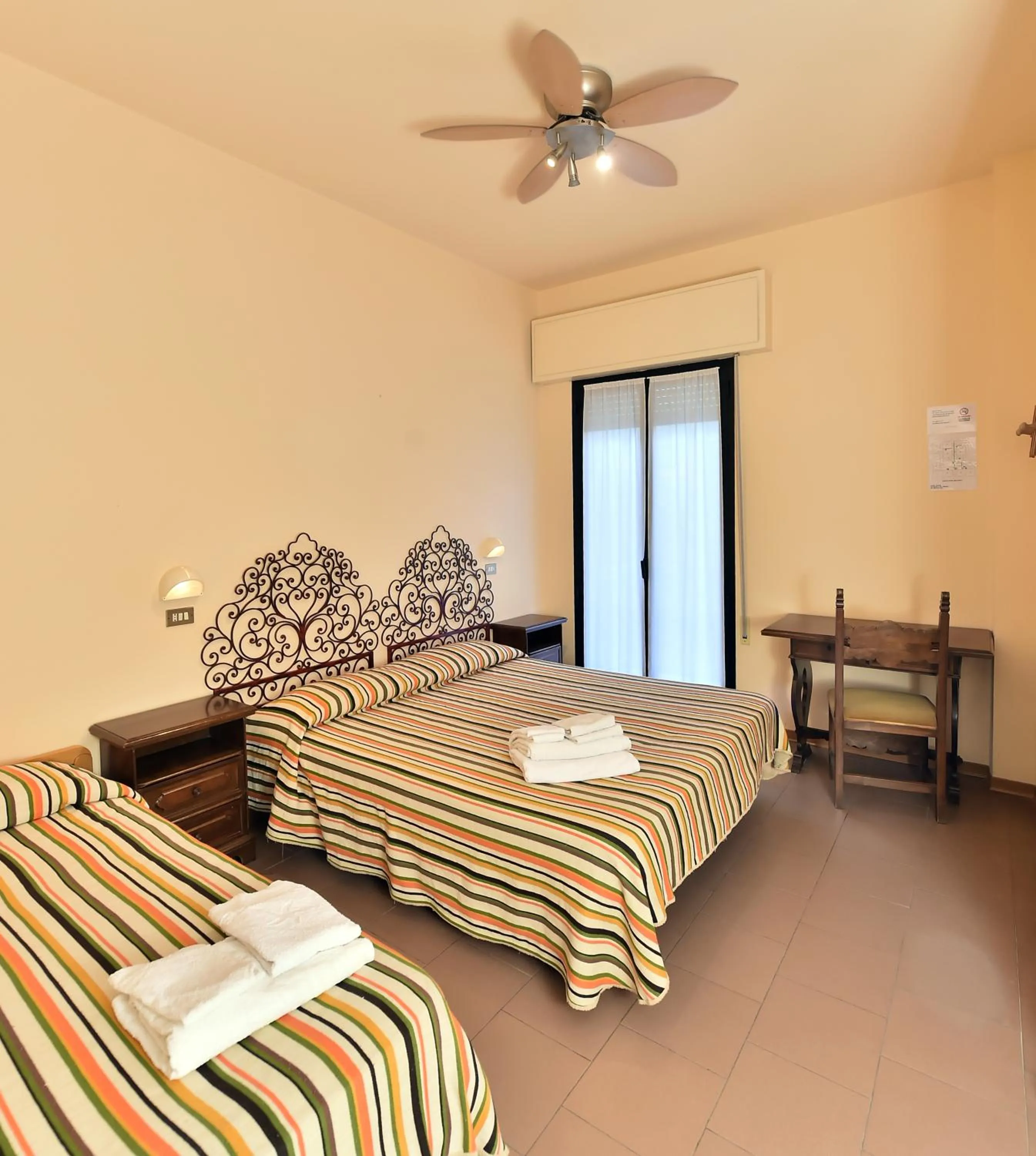 Bedroom, Bed in Hotel Doria