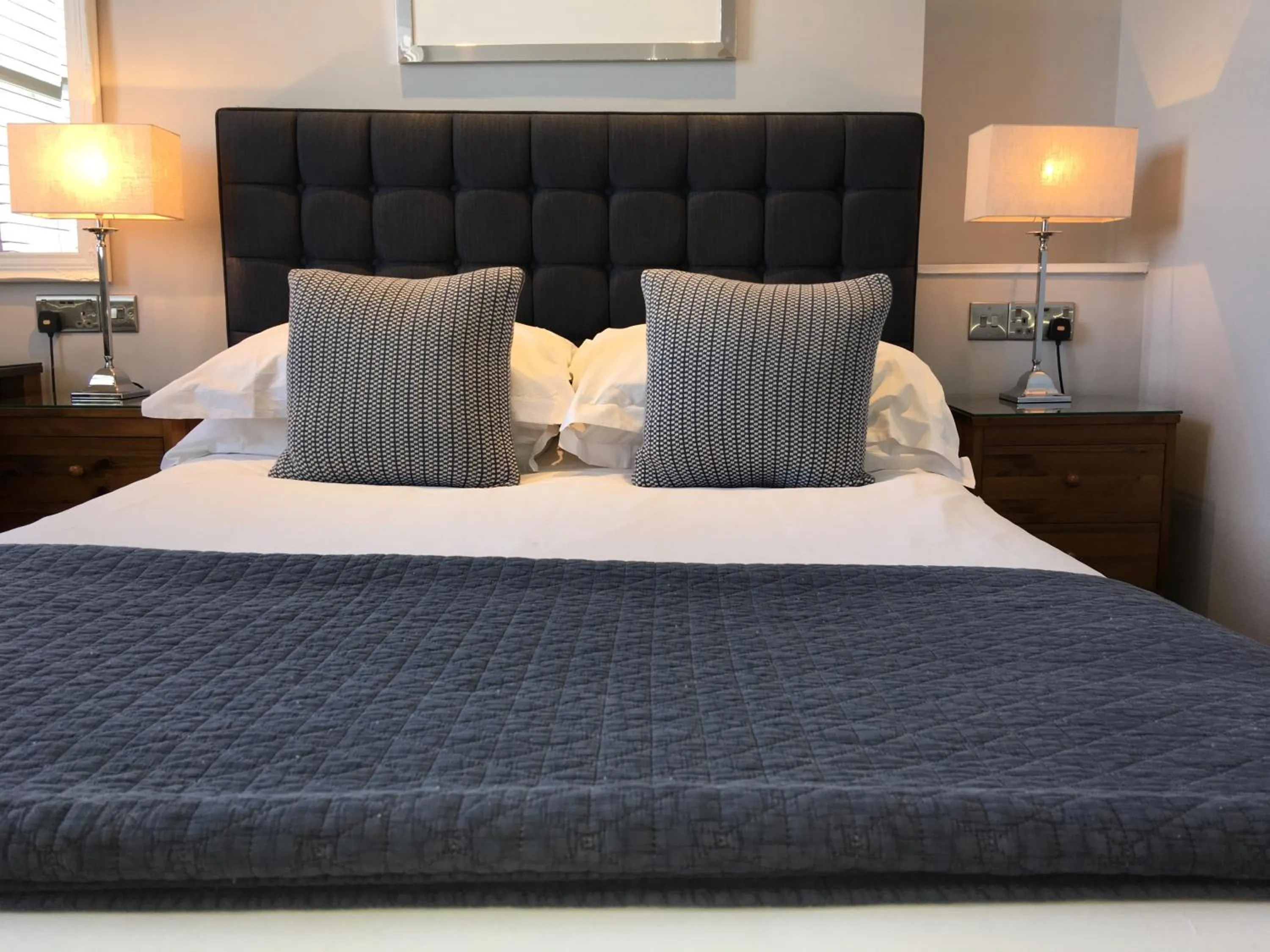 Bedroom, Bed in A Room With A View - Free Parking