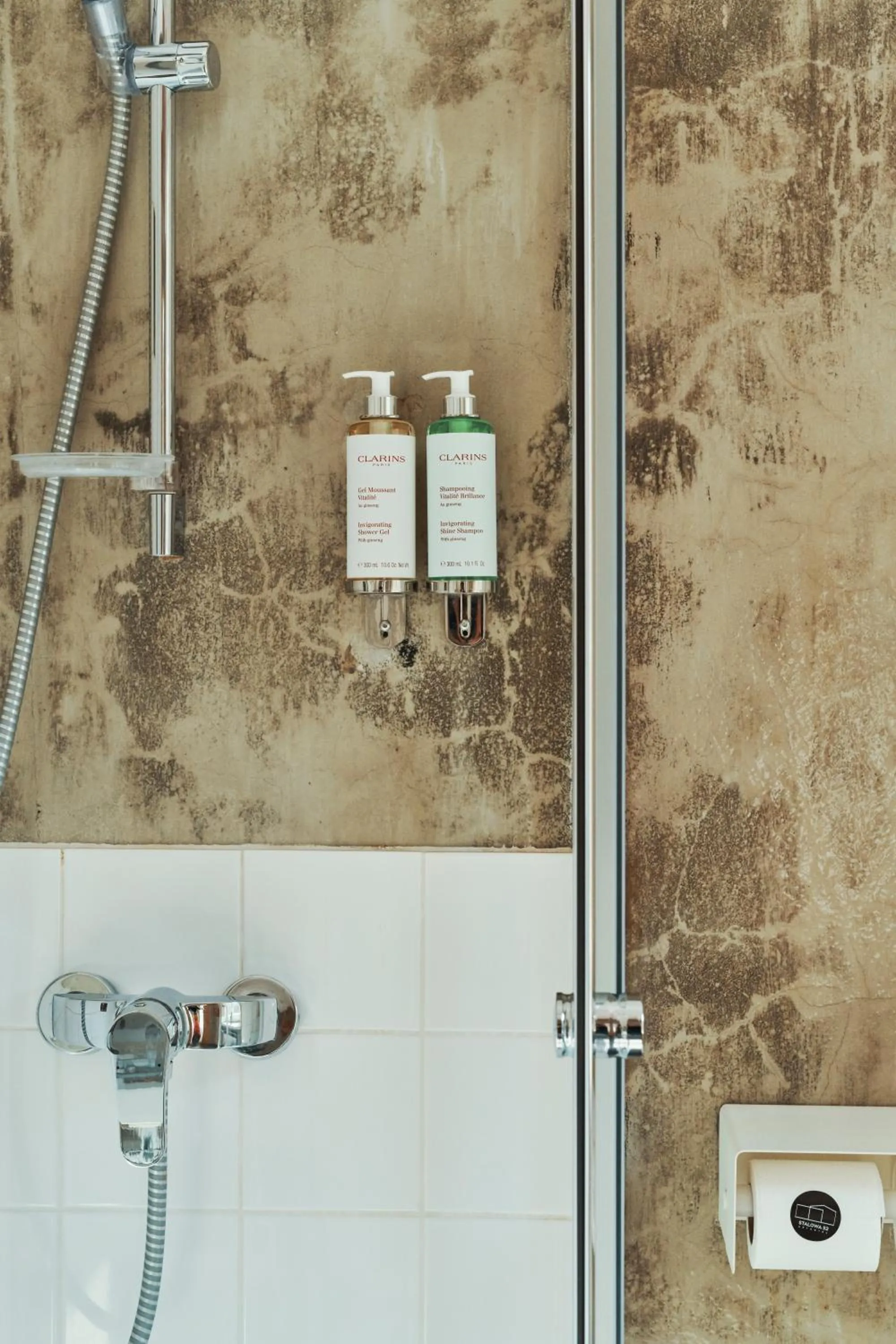 Photo of the whole room in ARTHOTEL STALOWA 52