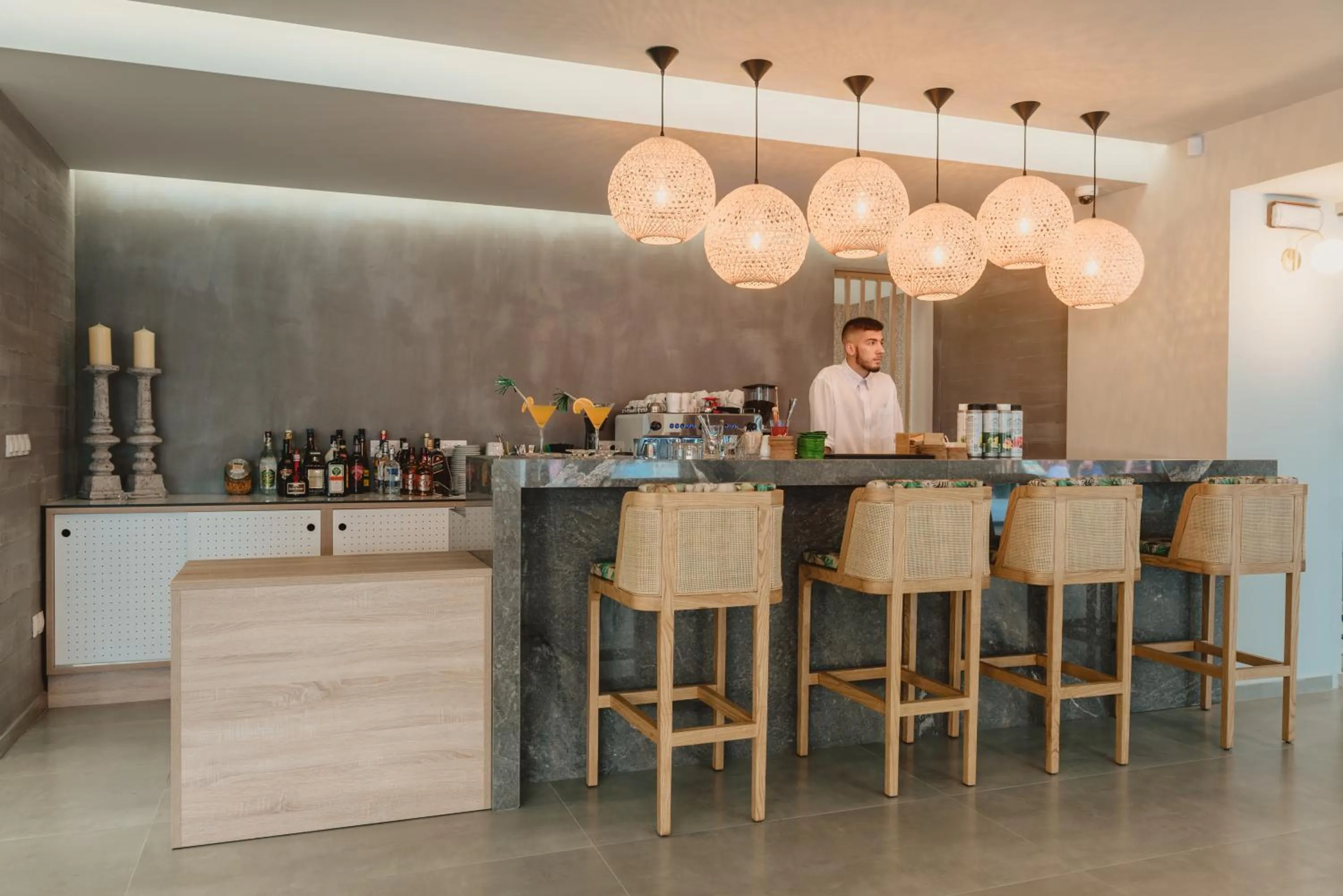Lounge or bar in Ammos Beach Seaside Luxury Suites Hotel