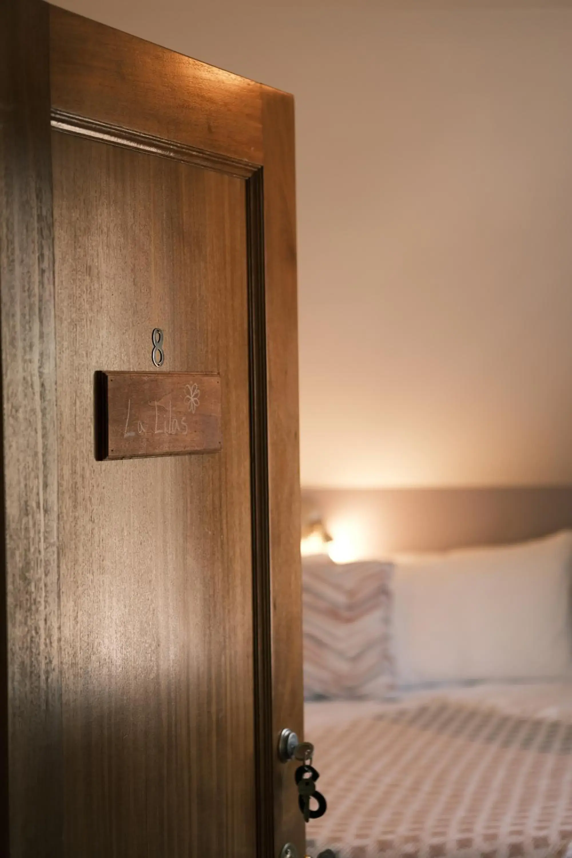 Standard Queen Room in Les Pinsons des Rives Standard Queen Room in Les Pinsons des Rives