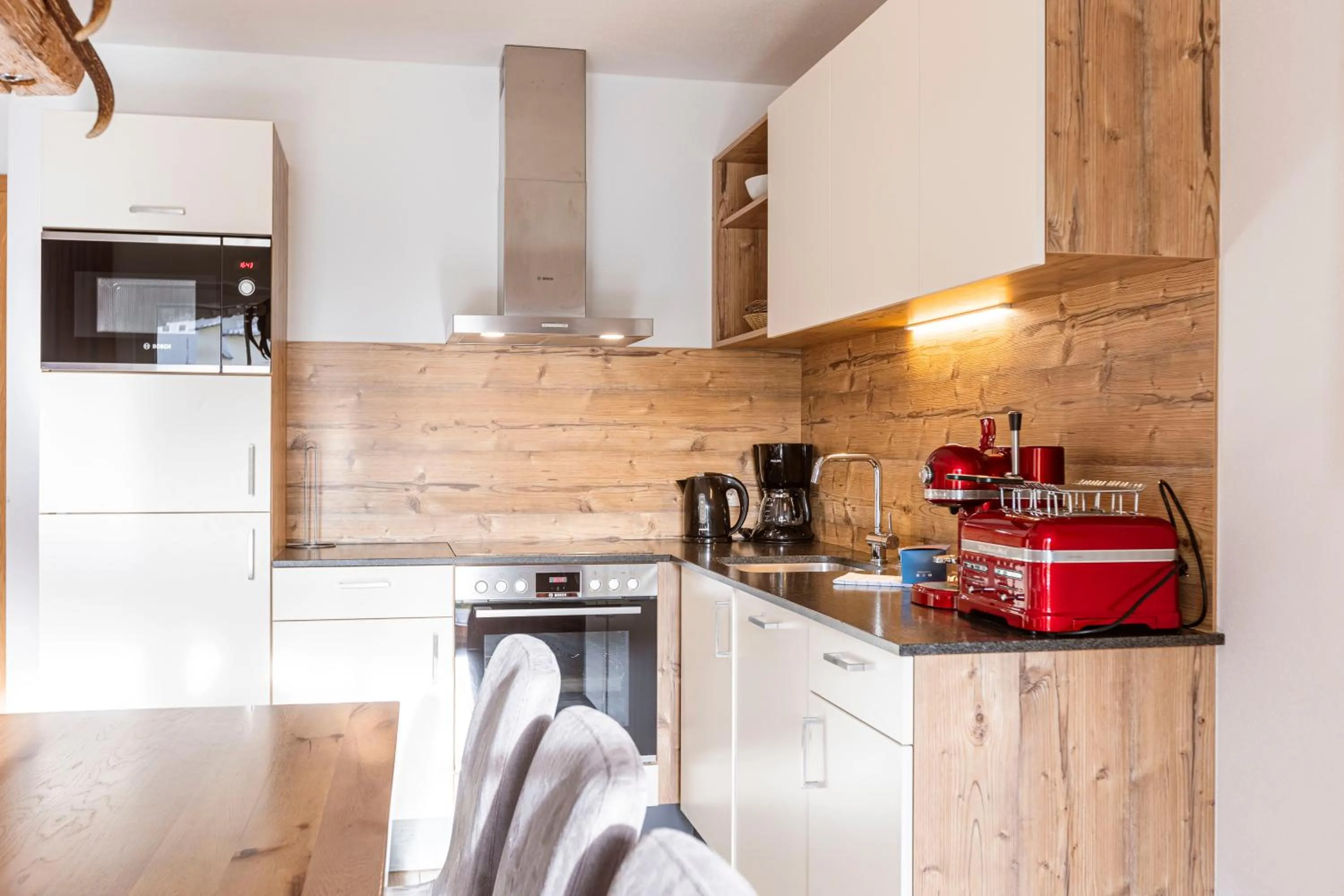 Coffee/tea facilities in Tauernsuites Mitterwirt by ALPS RESORTS